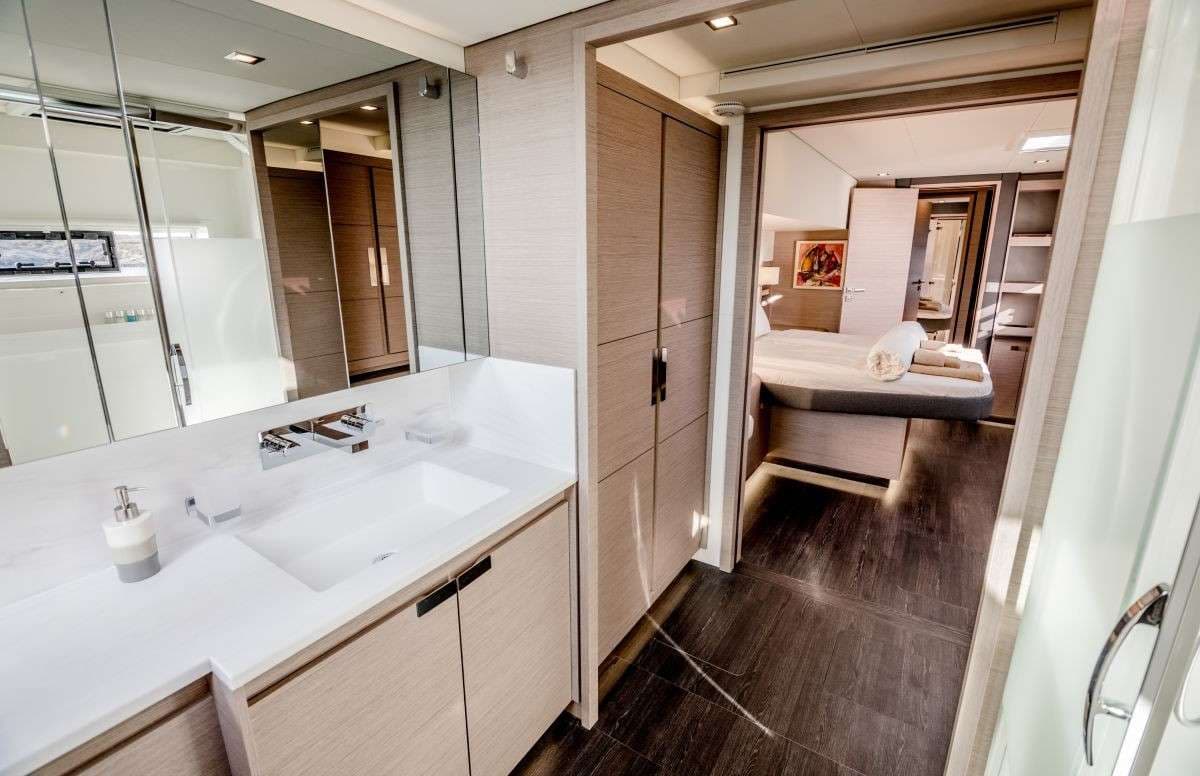 Master cabin bathroom (sistership)