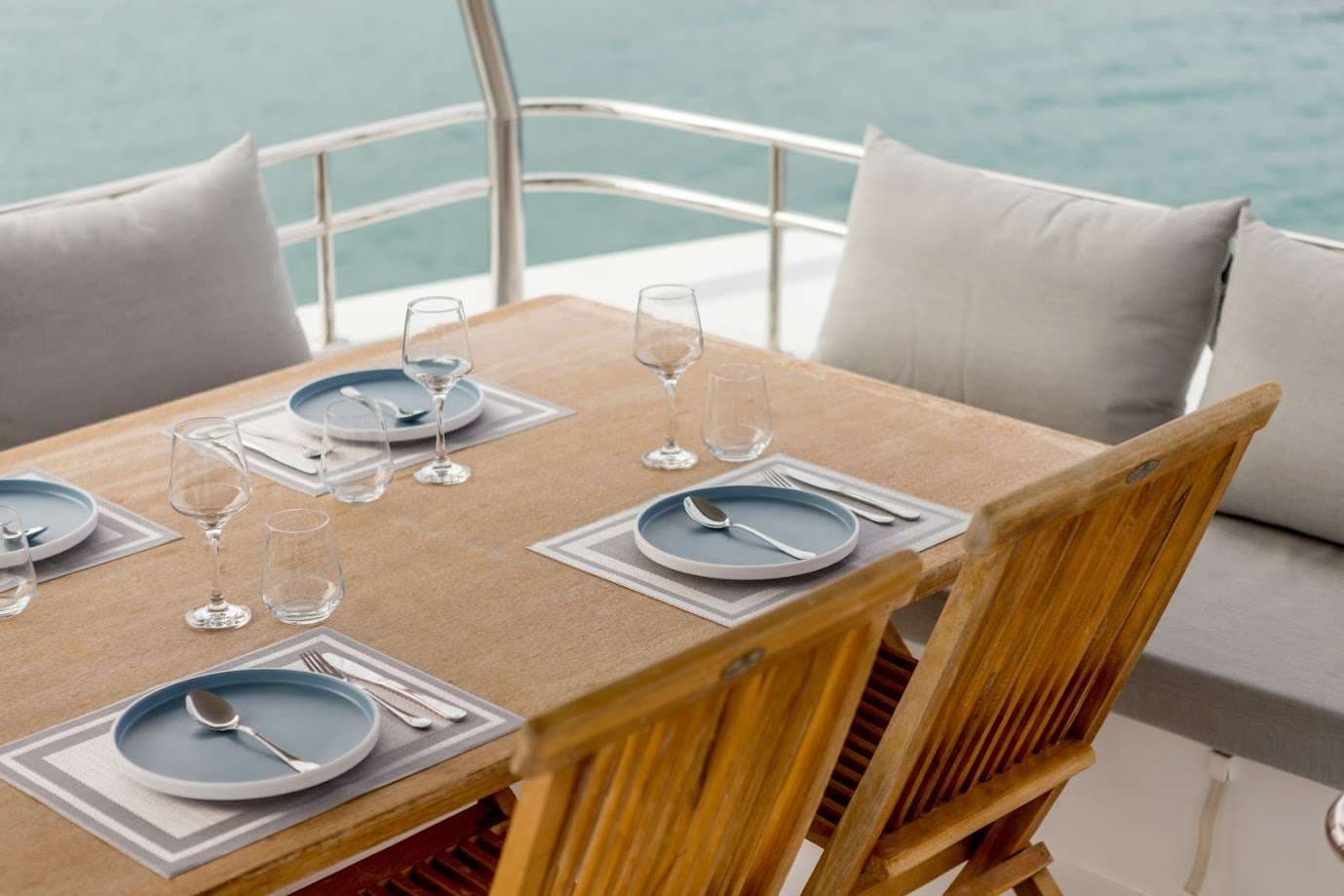 Fly bridge dining table