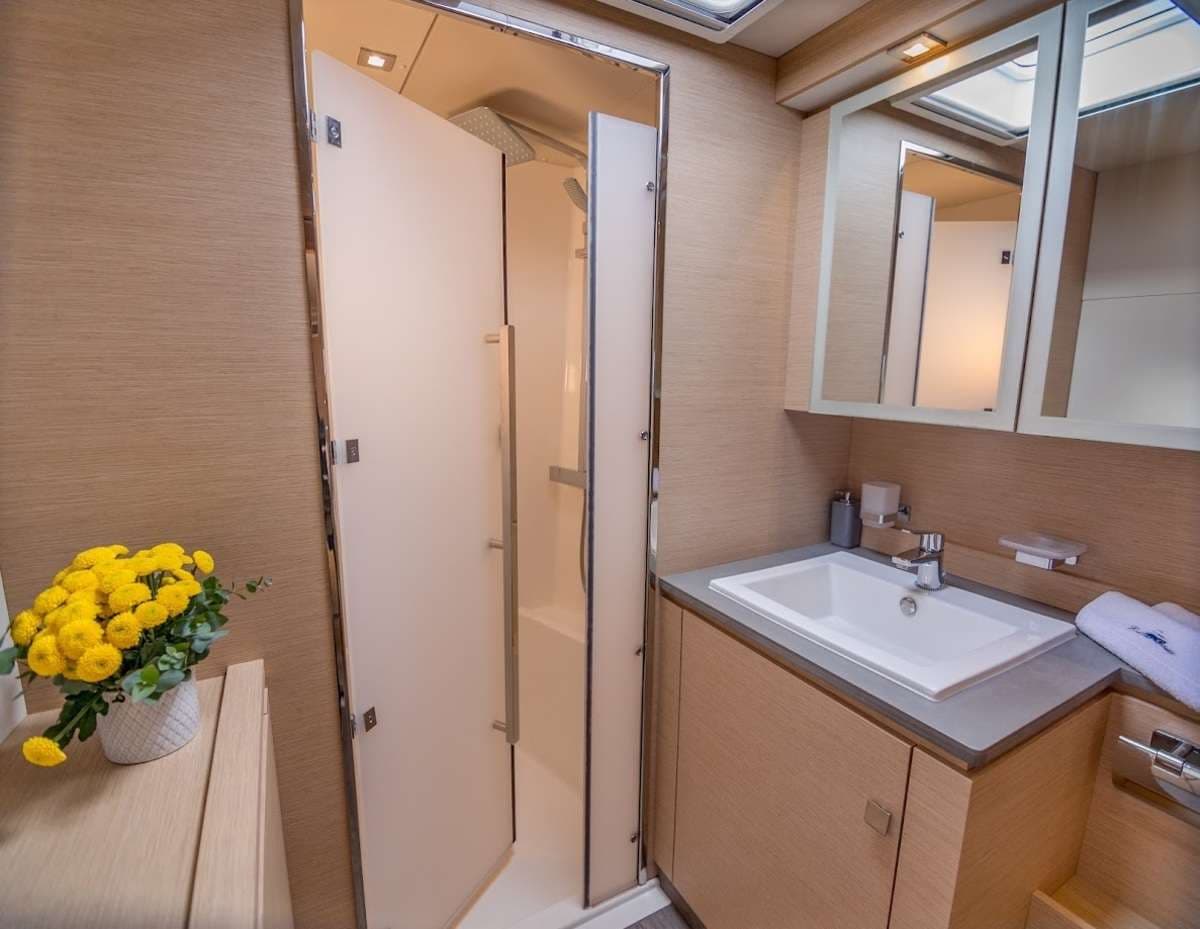 Master cabin bathroom
