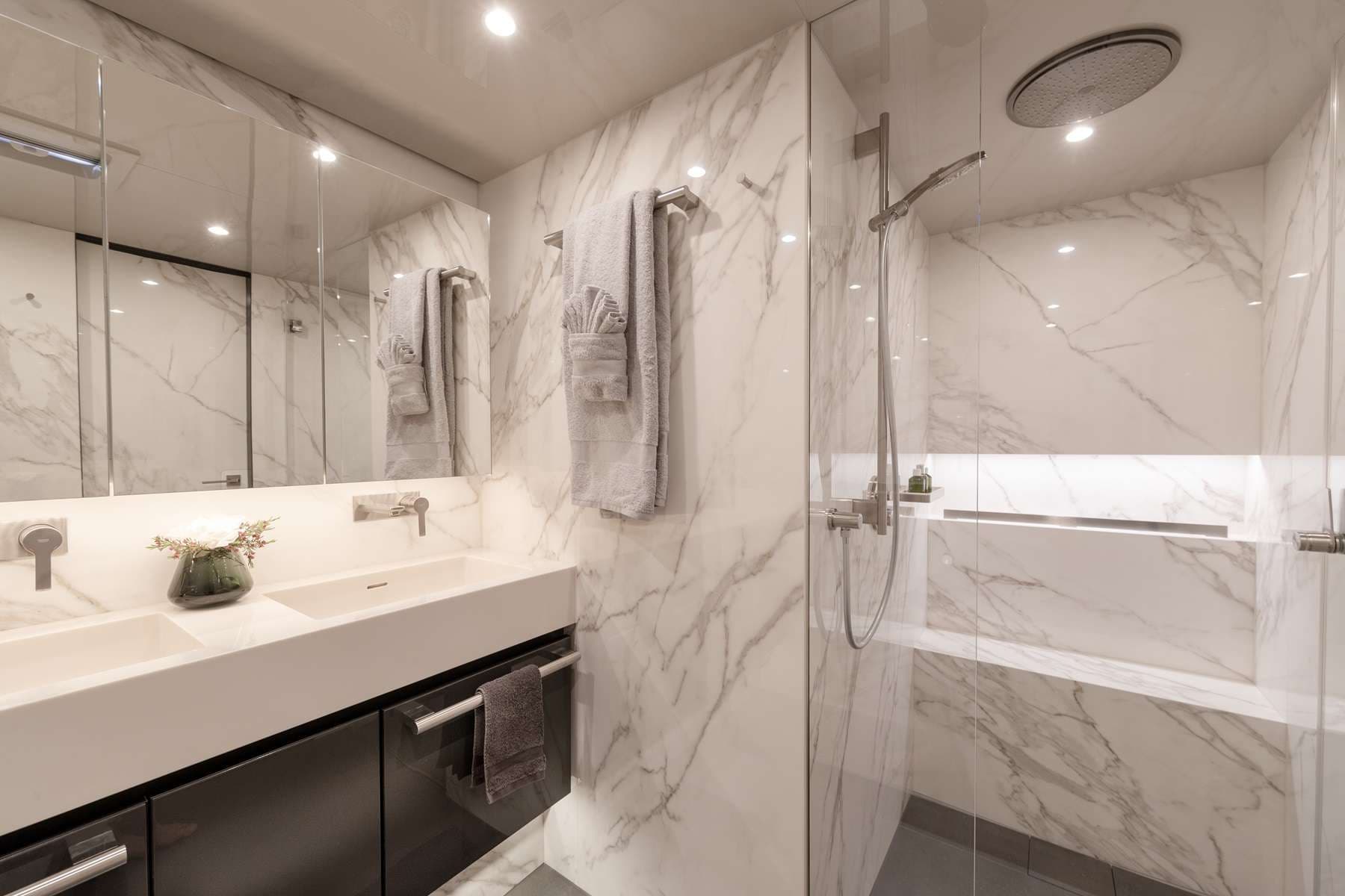 His and Her ensuite