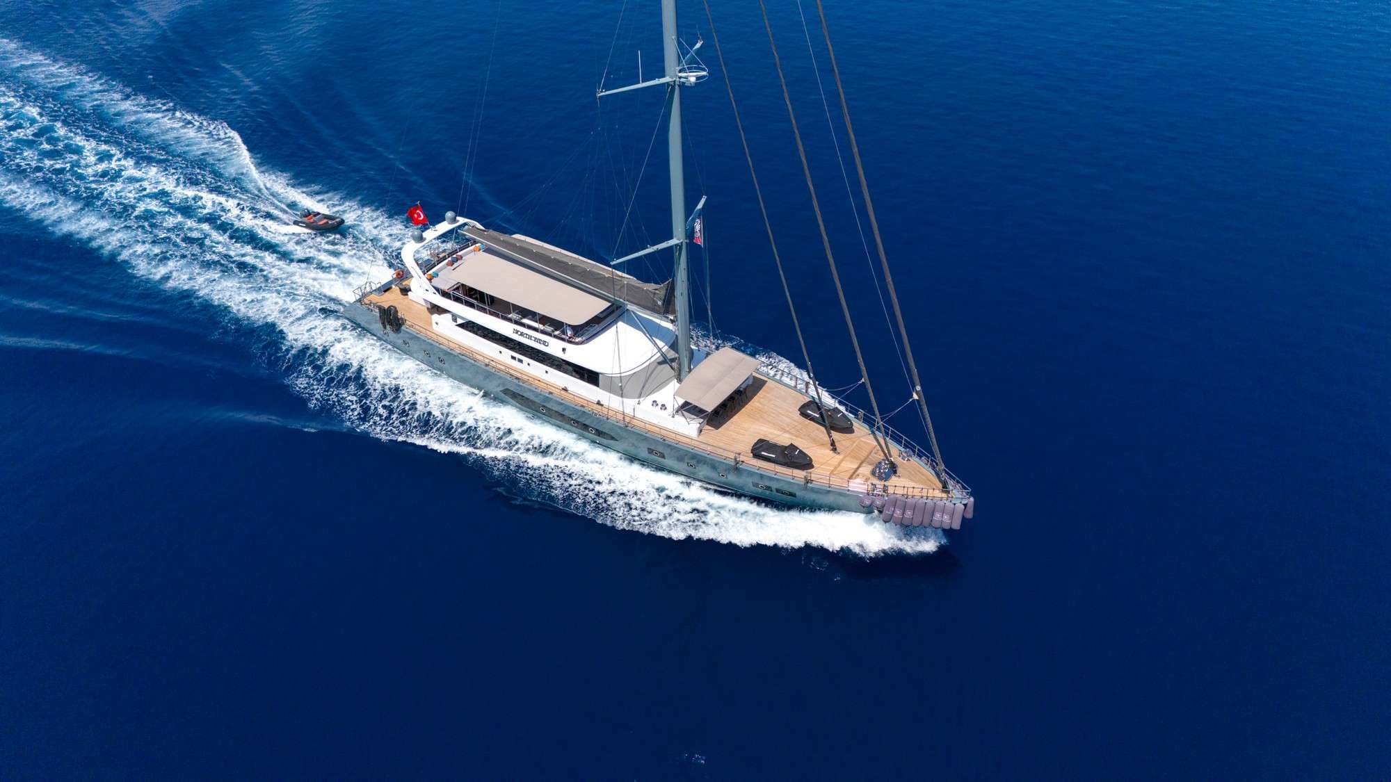 NORTH WIND – Custom