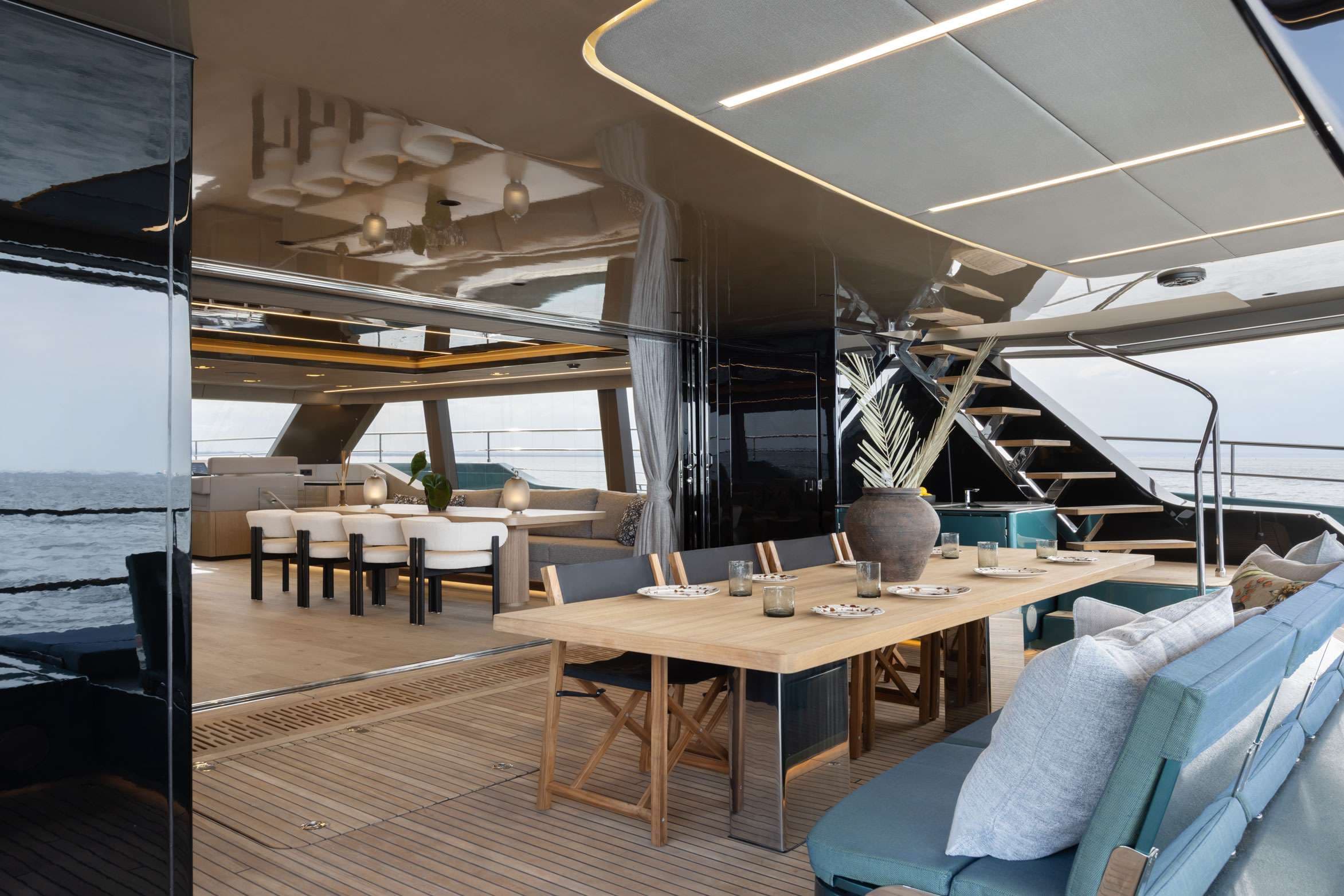 Aft deck