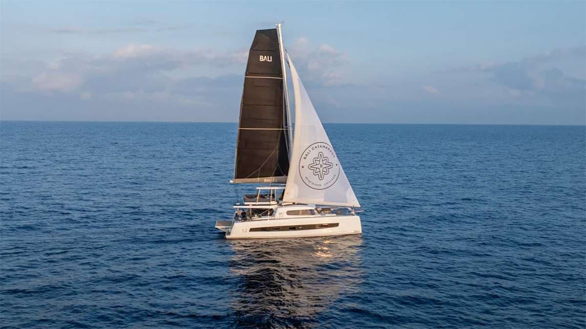 VALINOR – Bali Catamarans