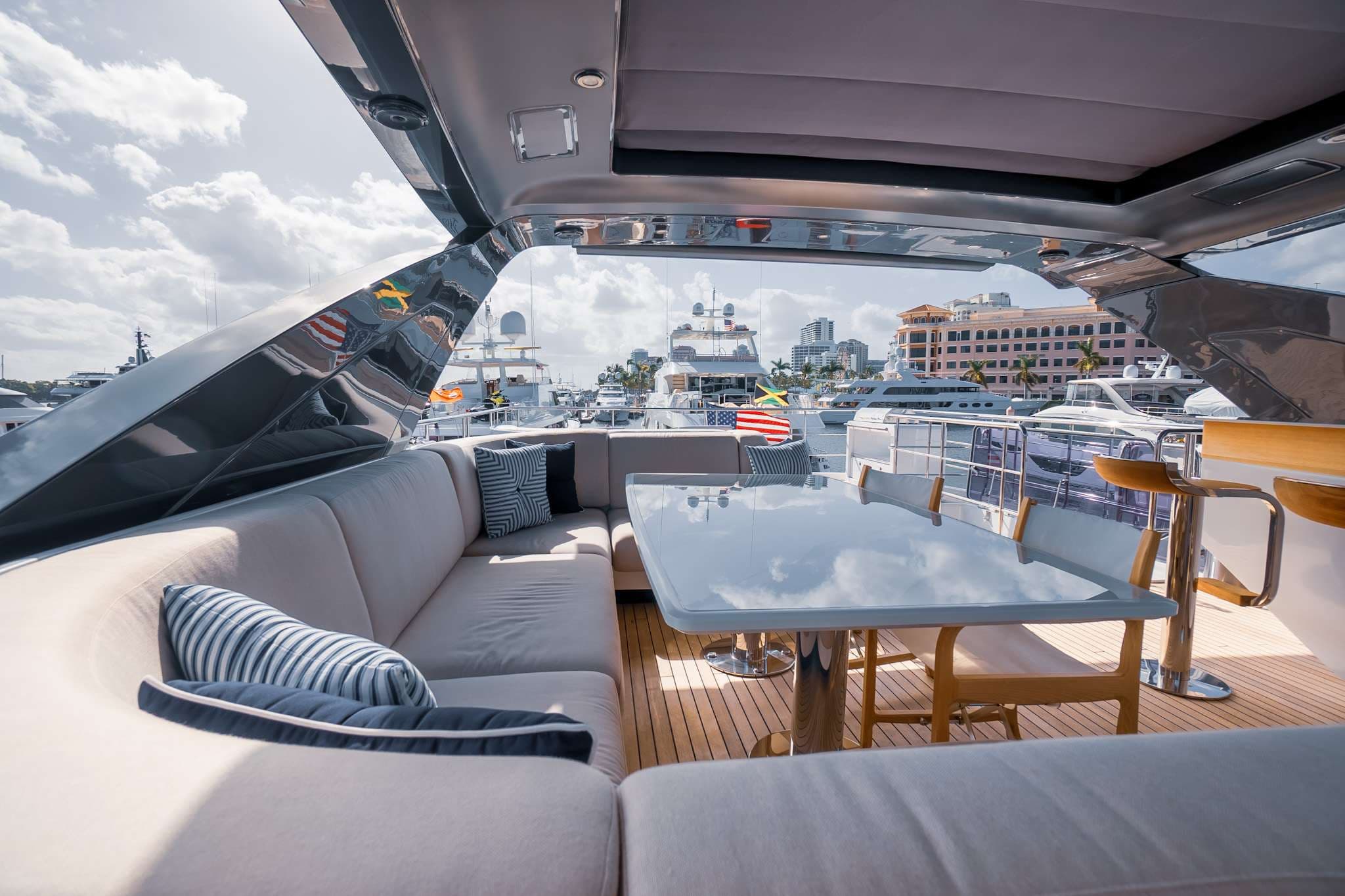 Flybridge