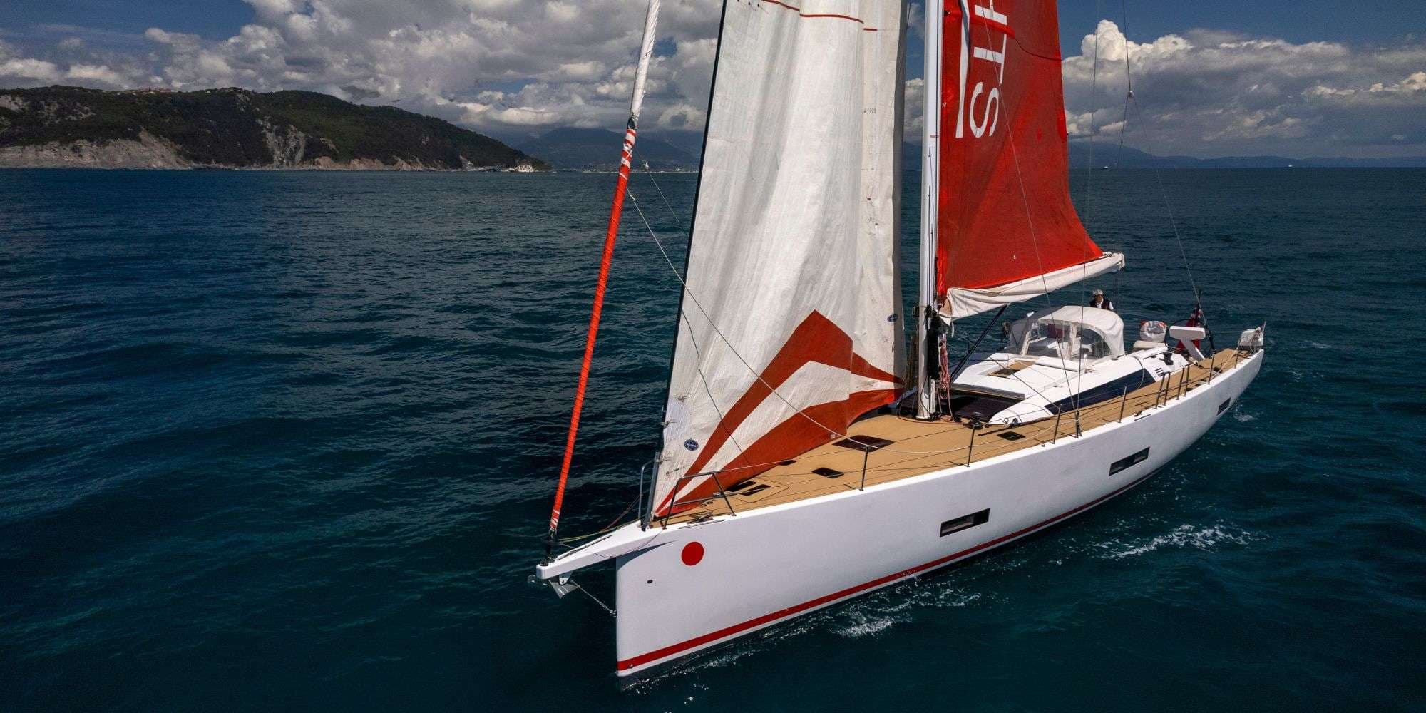 PURA FOLLIA – ICE Yachts
