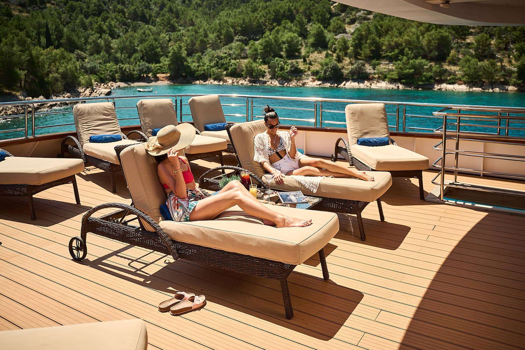 QUEEN ELEGANZA - Sun loungers