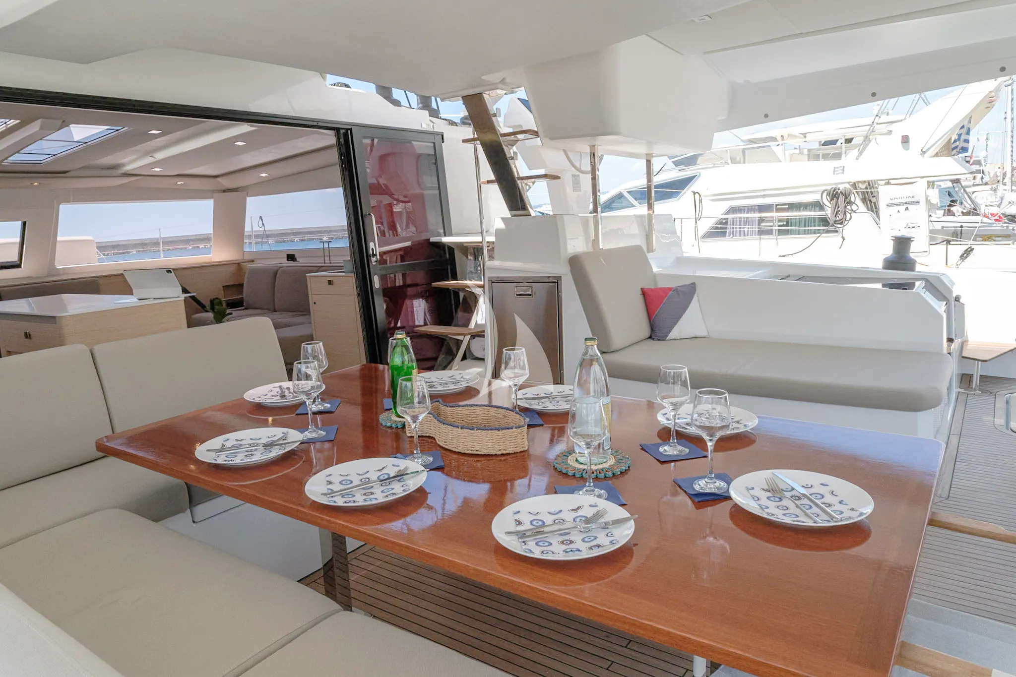 ALTHEA – Exterior