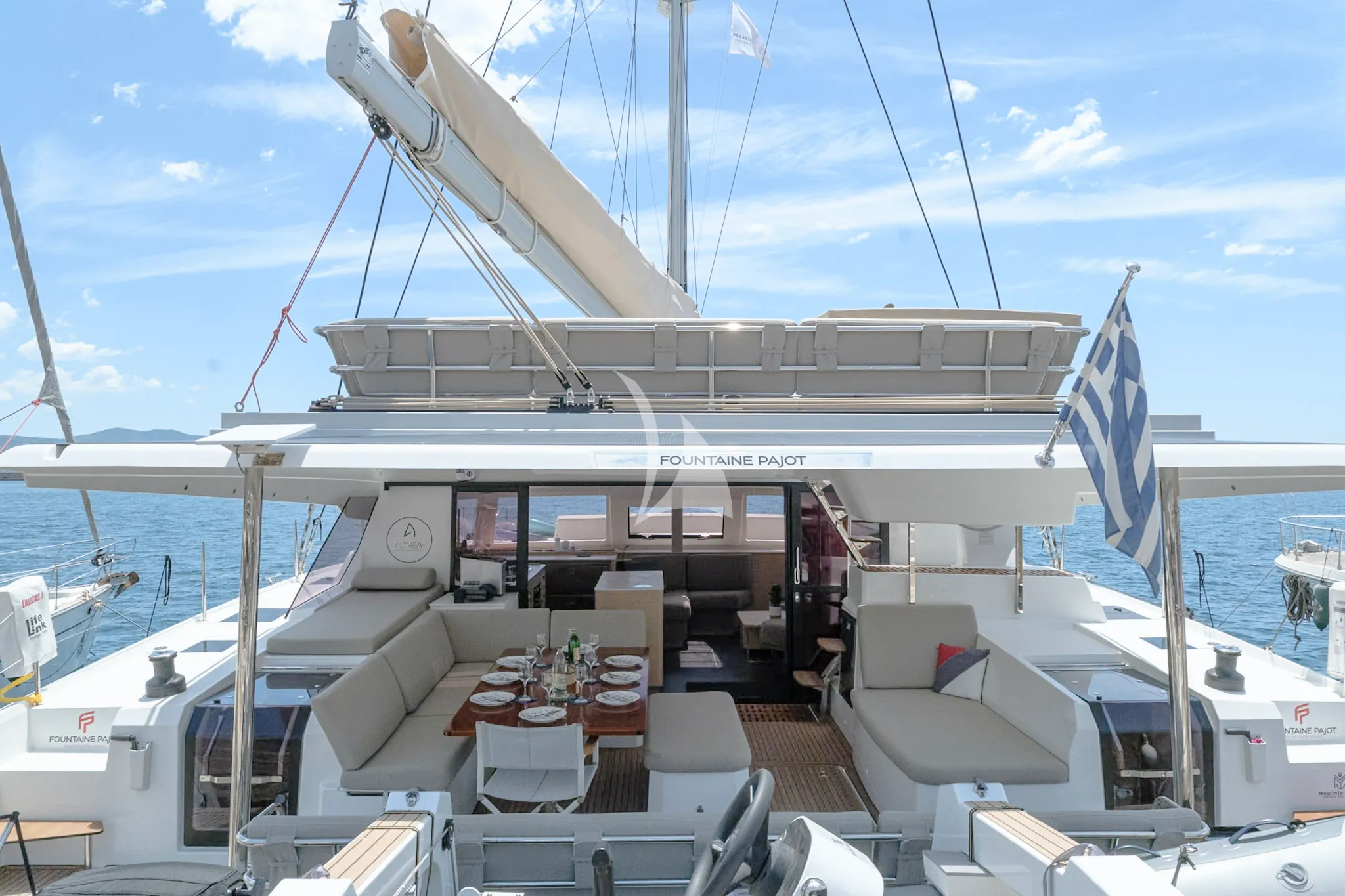 ALTHEA – Exterior