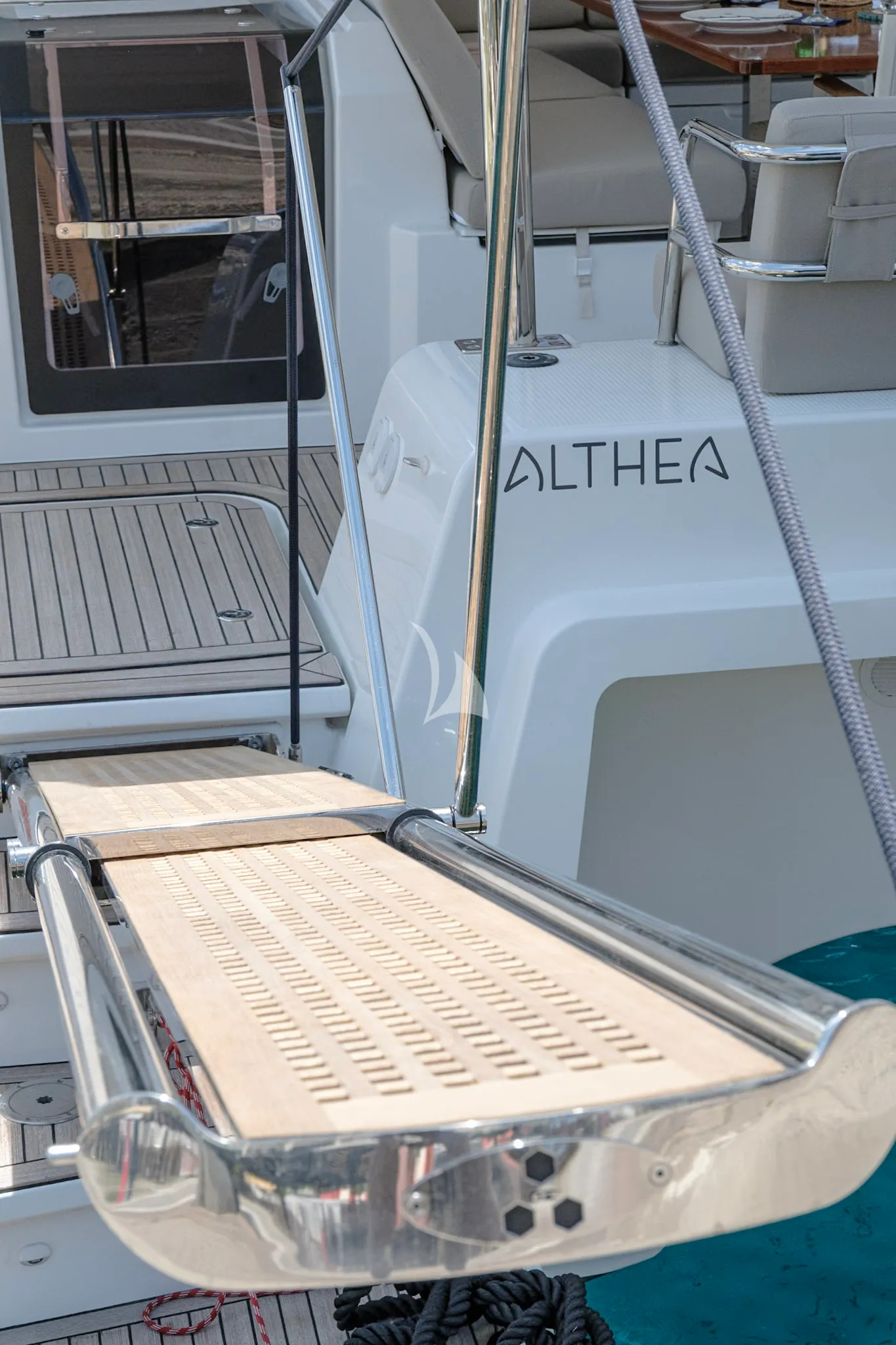 ALTHEA – Exterior