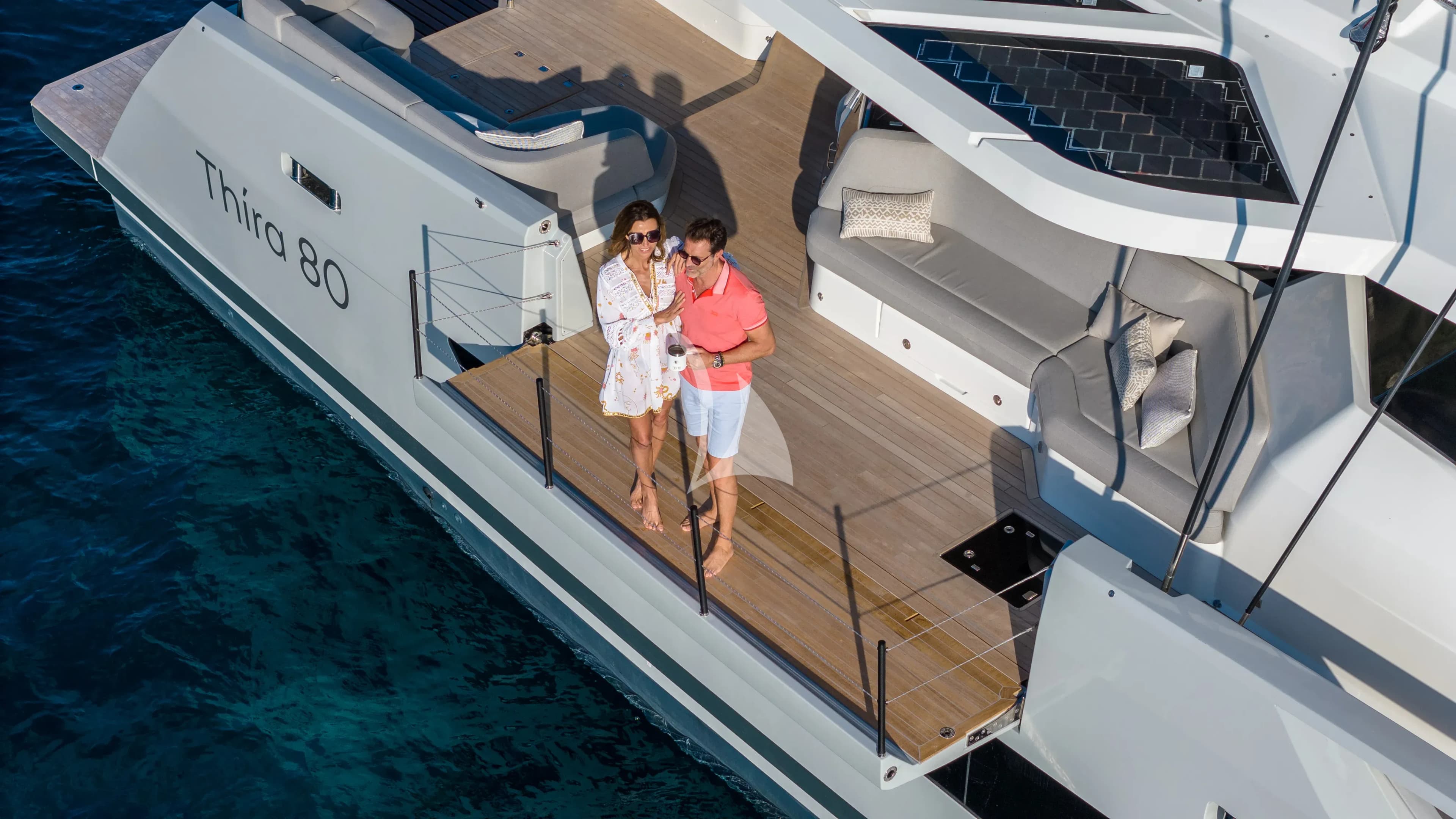 SERENISSIMA III – Exterior