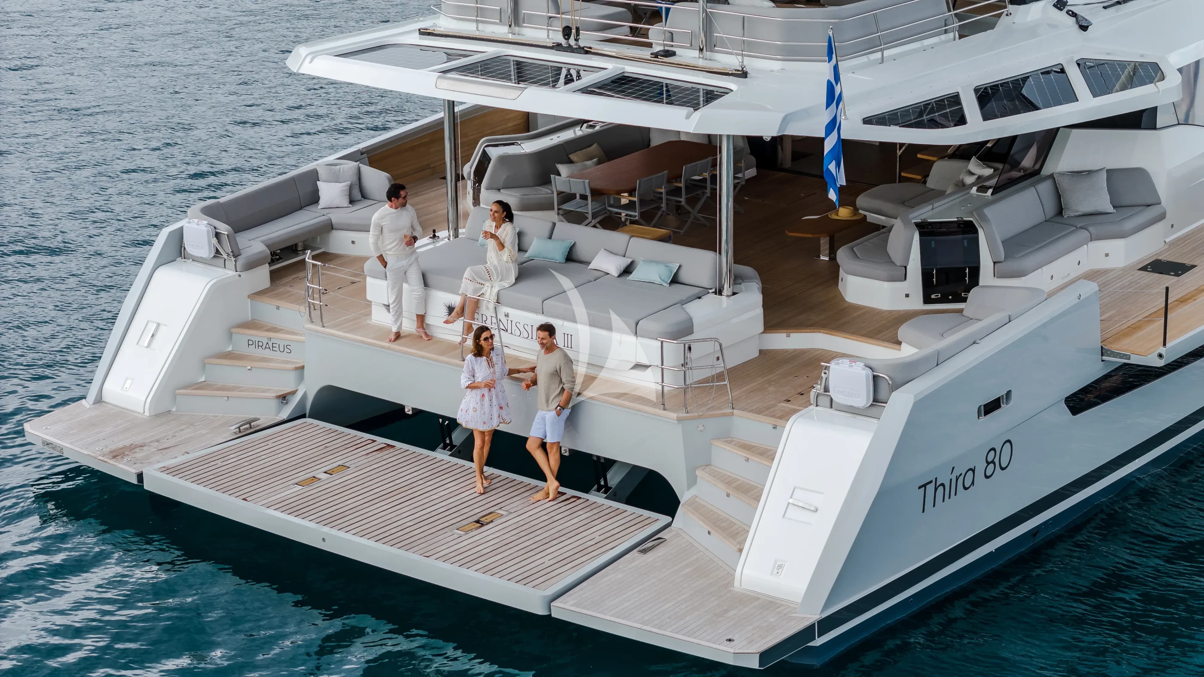 SERENISSIMA III – Exterior