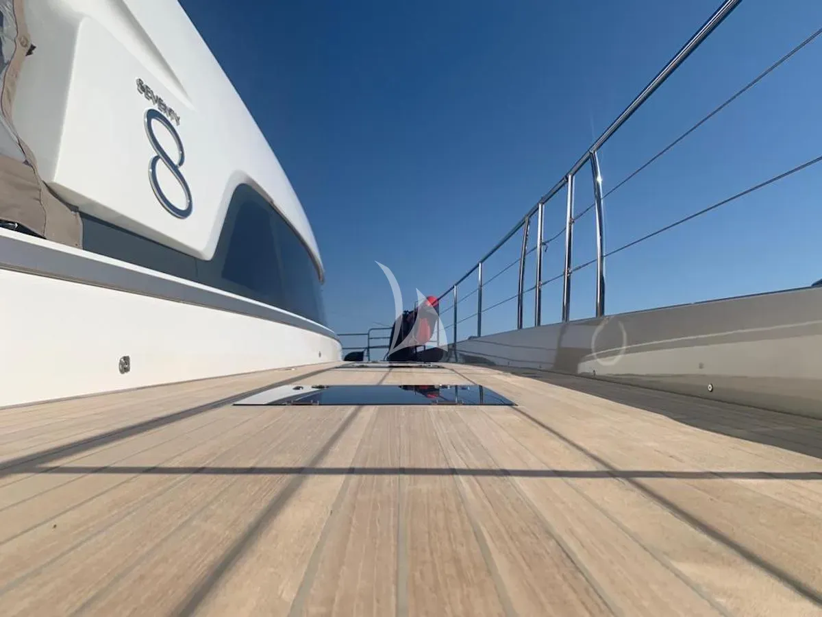 JUST MARIE 2 – Exterior