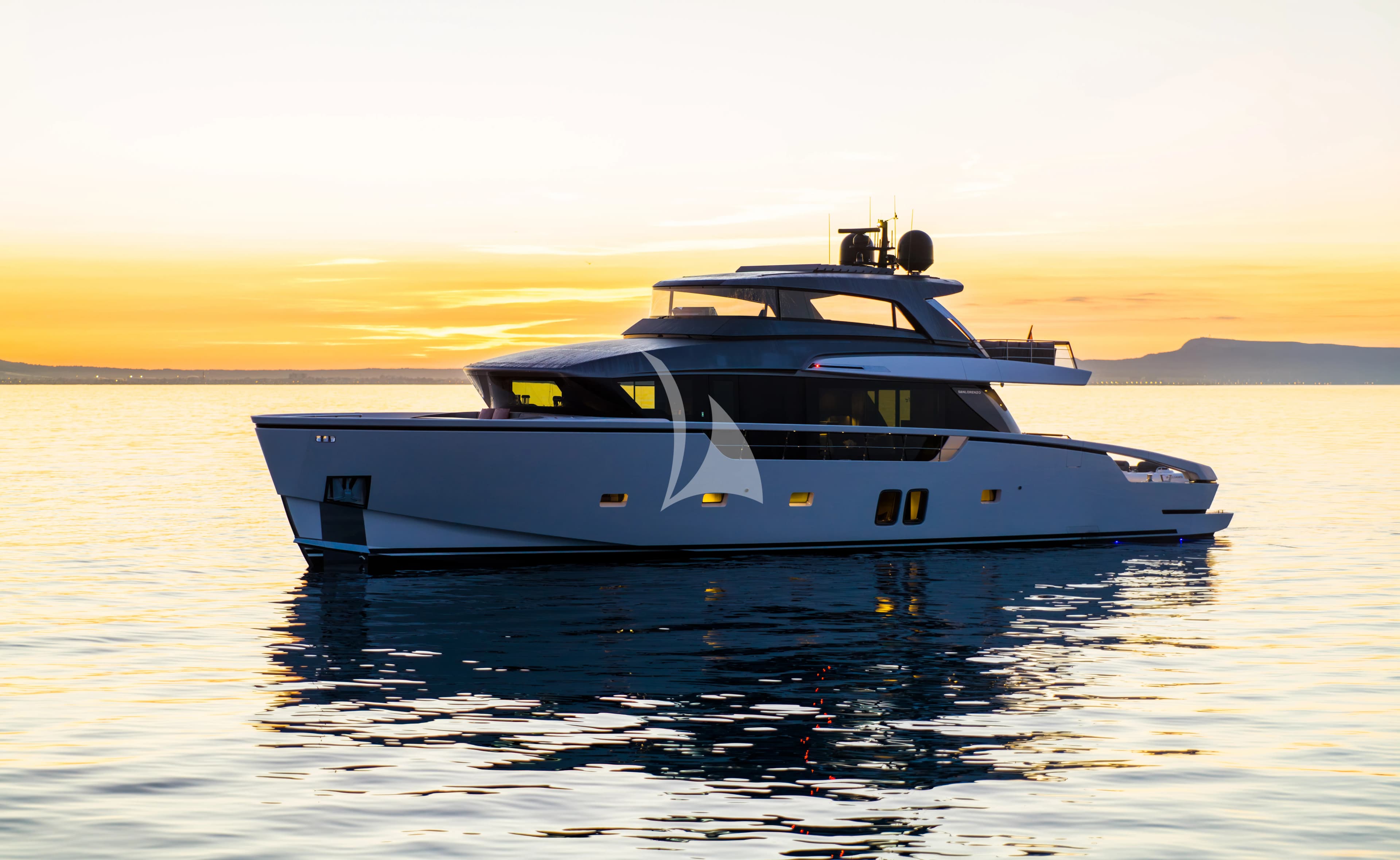 DRAGONFLY I – Exterior