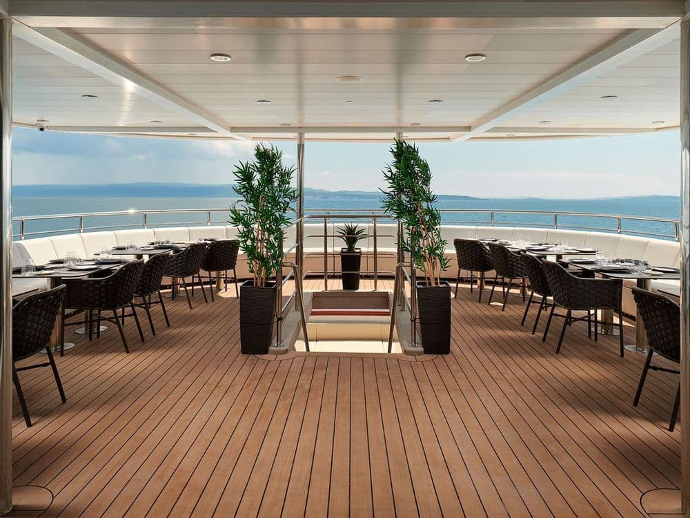 OHANA-exterior-deck-shot