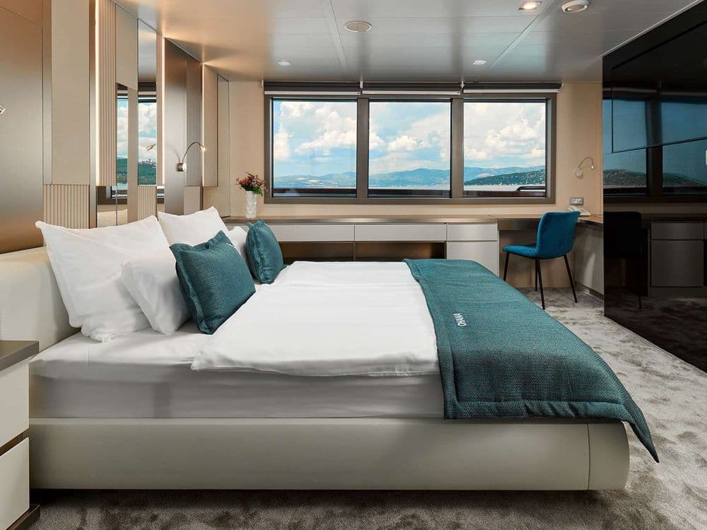 OHANA-interior-bedroom-cabin