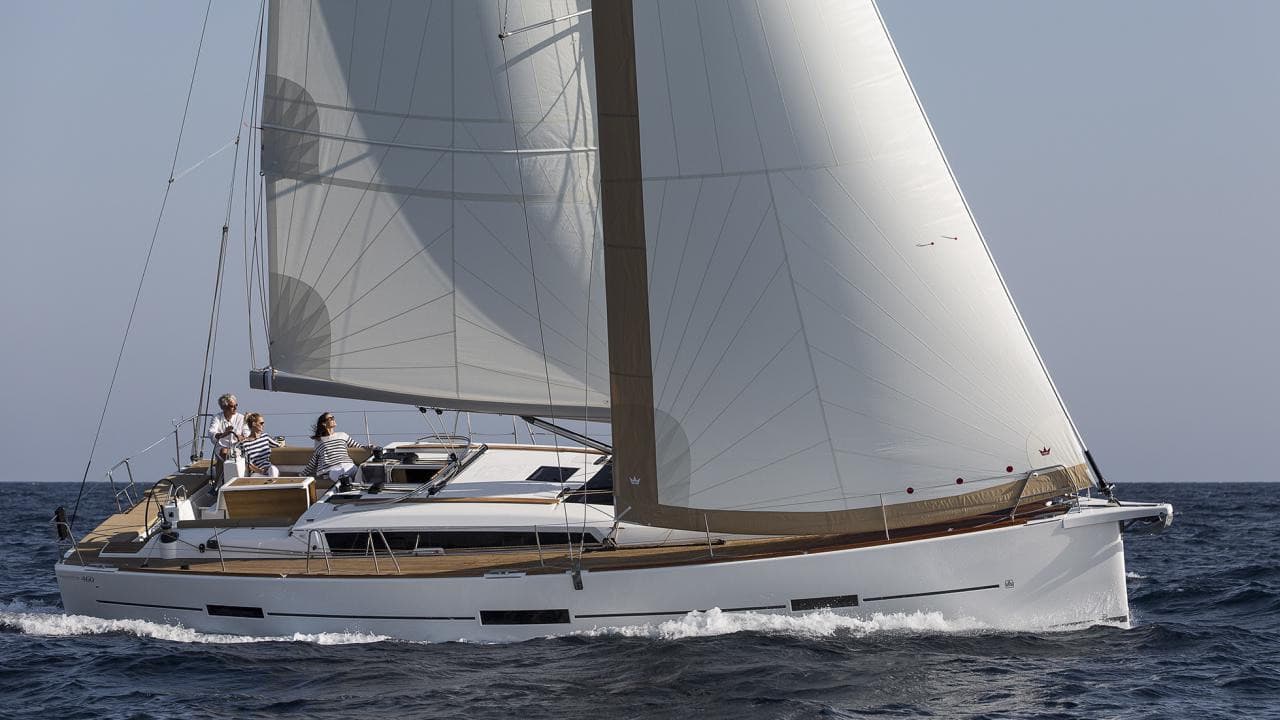 HUMMINGBIRD – Dufour Yachts