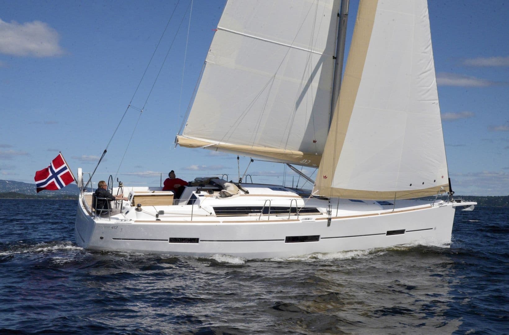 ALTAIR – Dufour Yachts