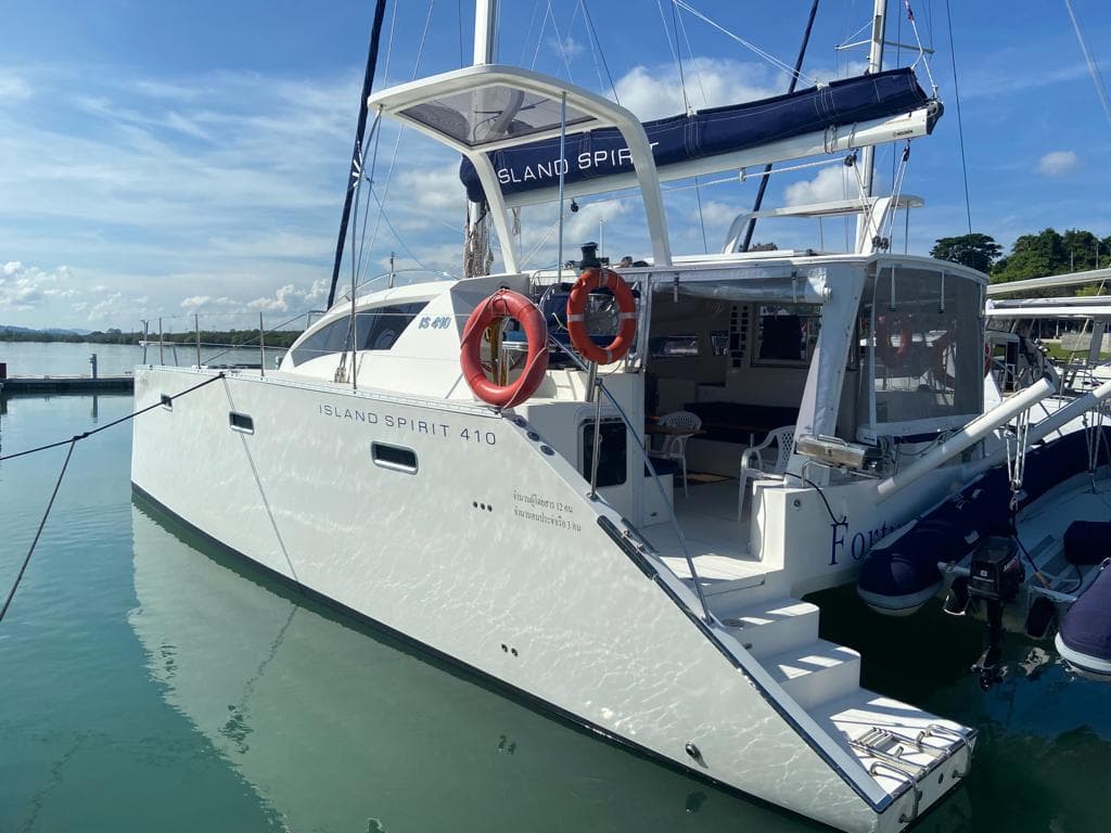 Fortunate Sun – Island Spirit Yachts
