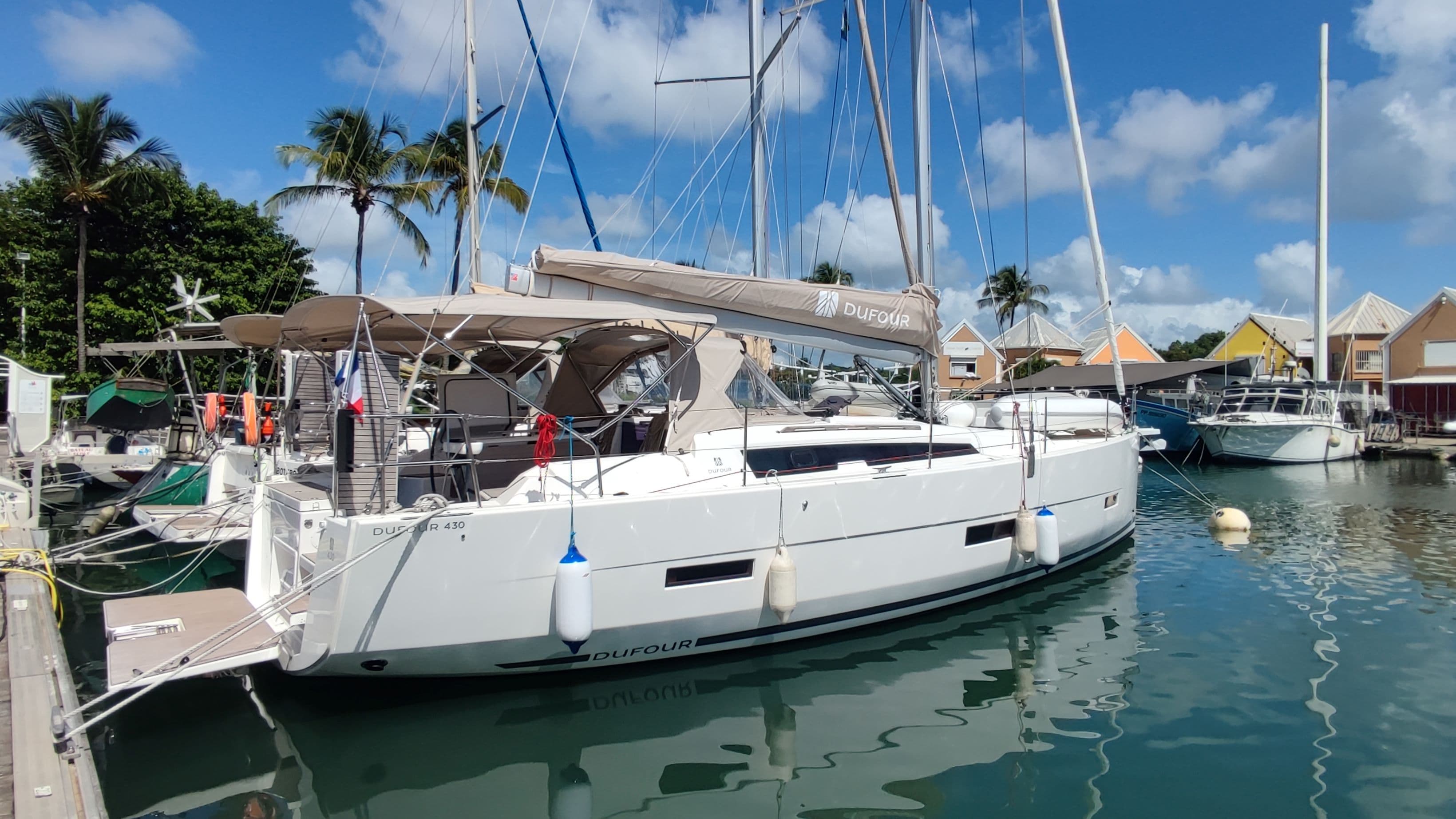 LUNA ROSSA