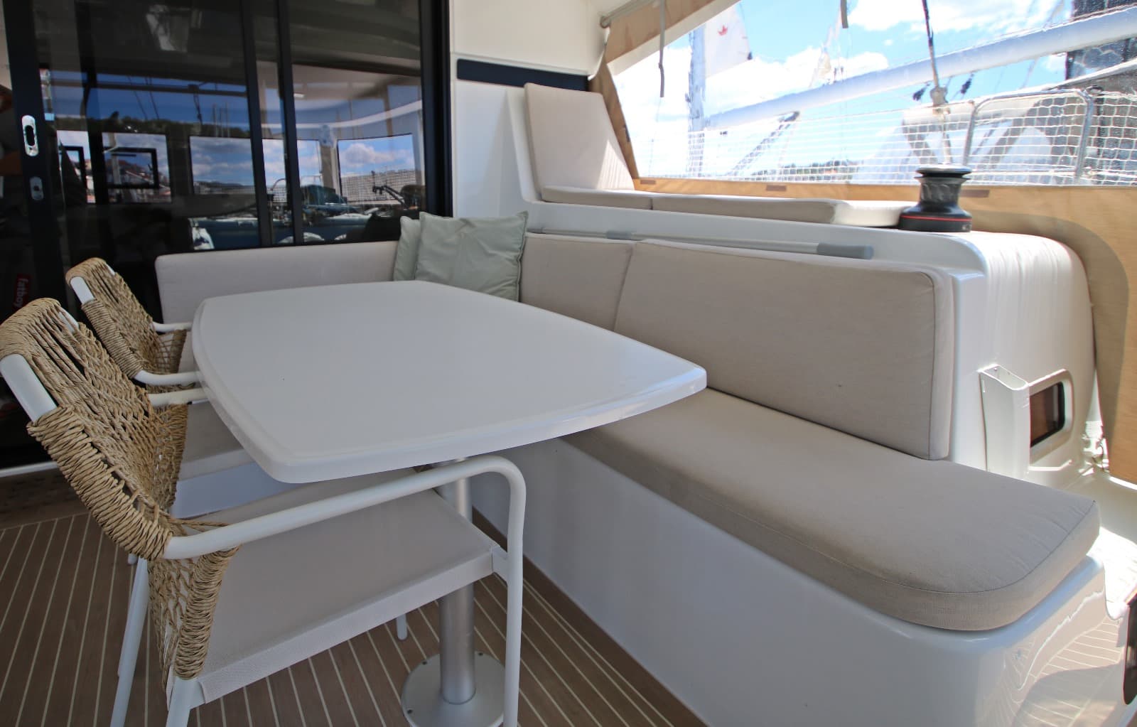 Sailing Breeze