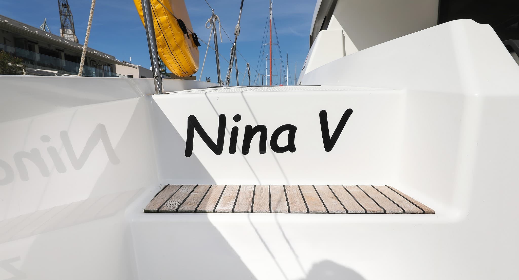 Nina V