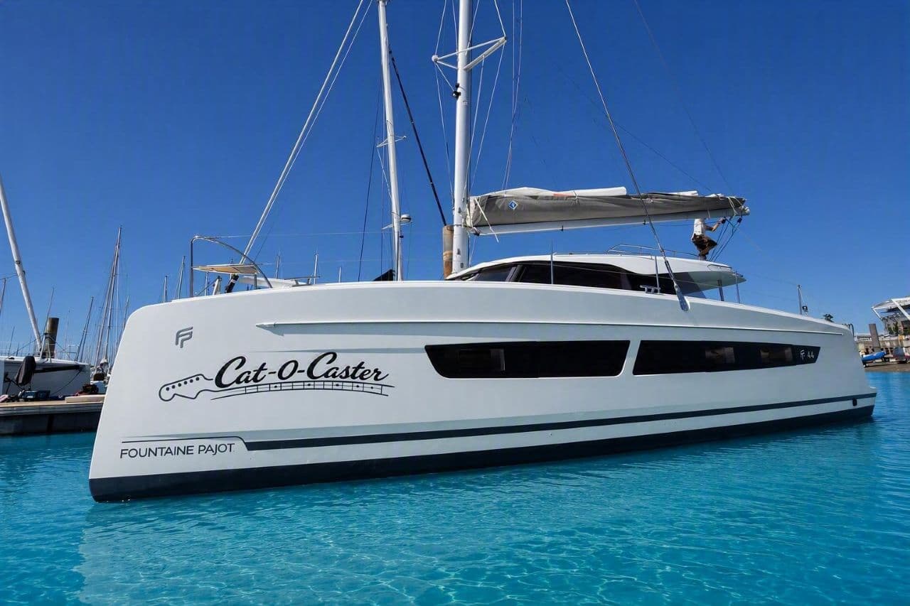 Cat-O-Caster – Fountaine Pajot