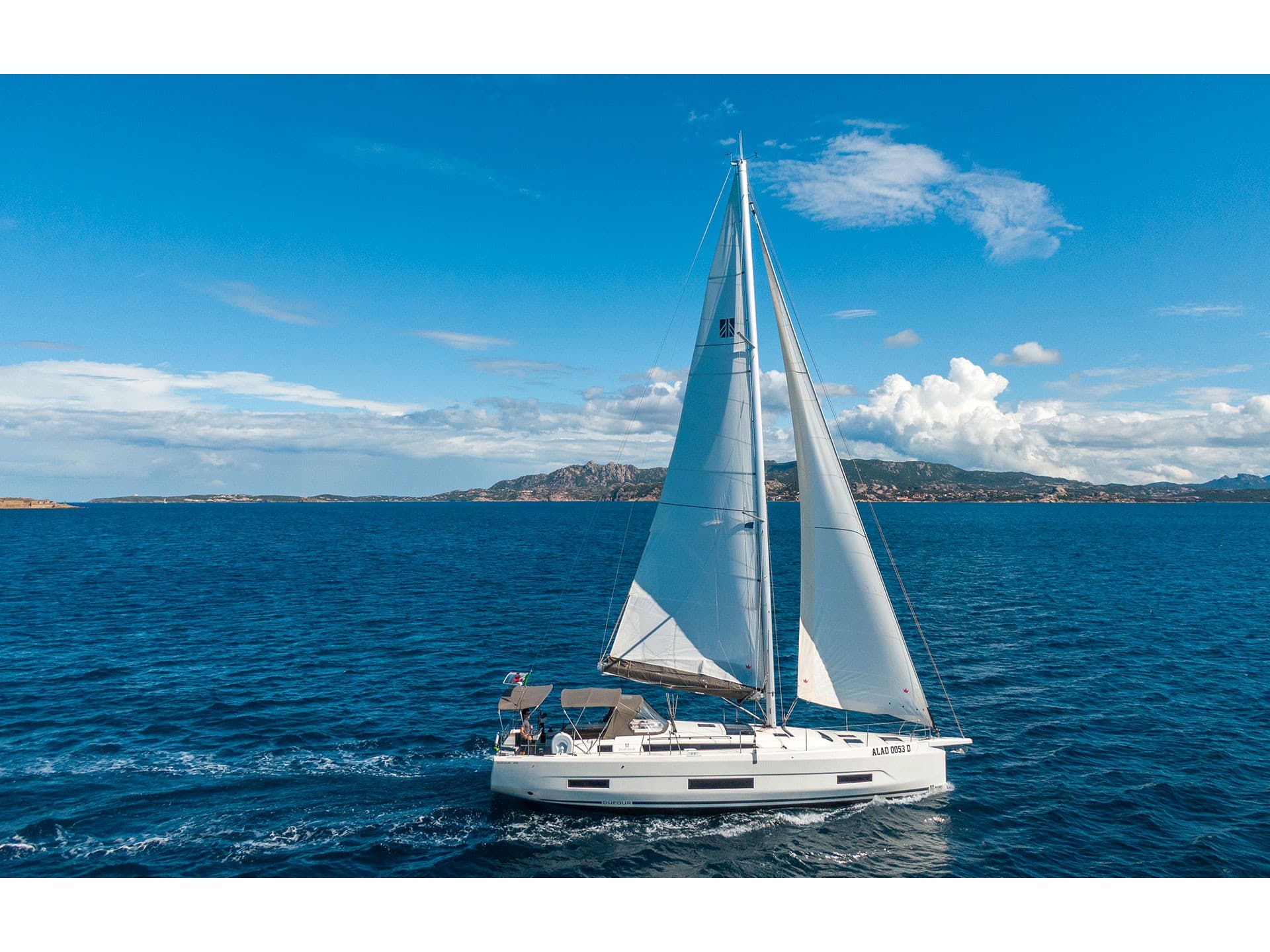 Dione - Water maker, Solar Panel – Dufour Yachts