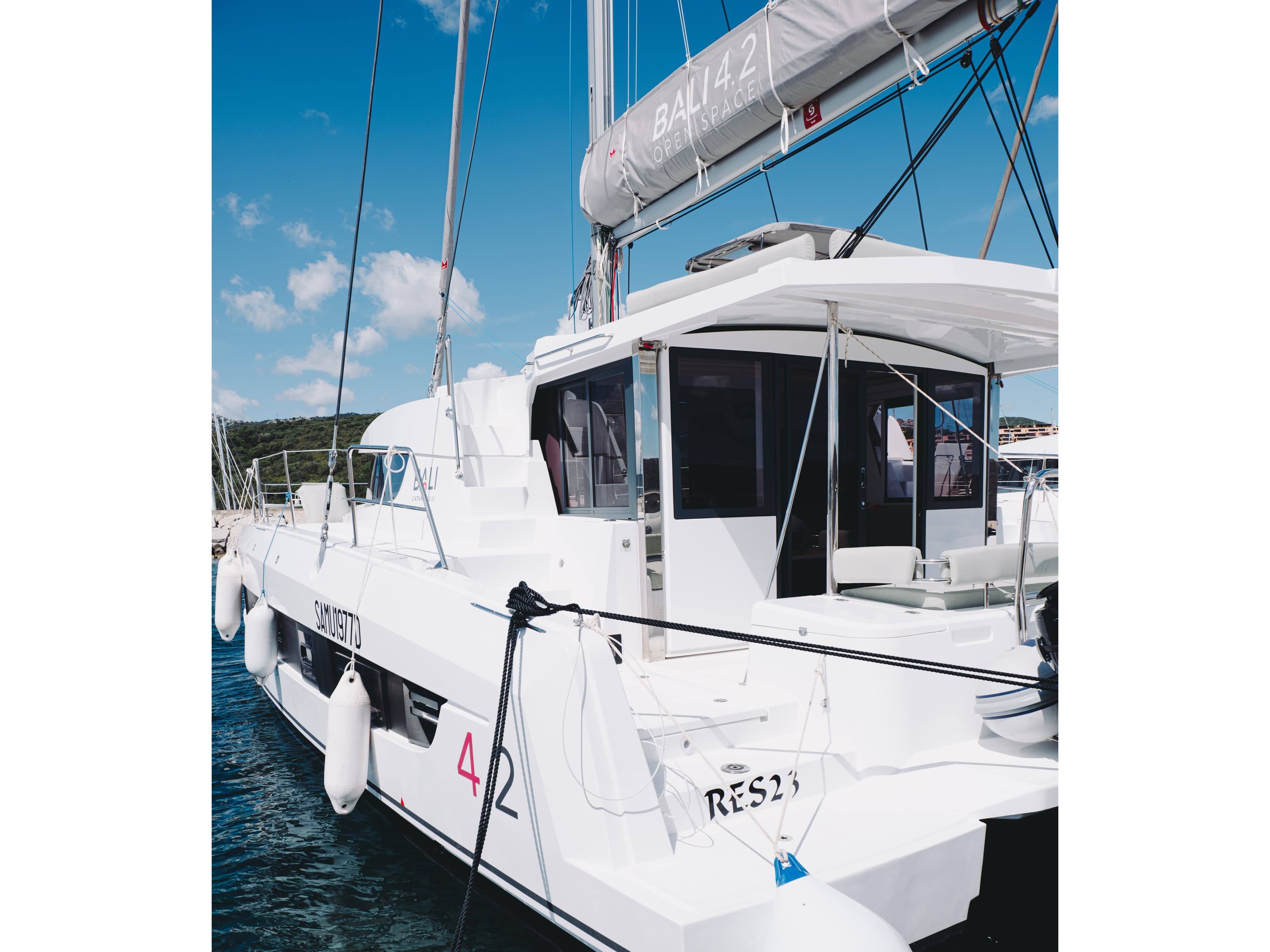 Res23 – Bali Catamarans