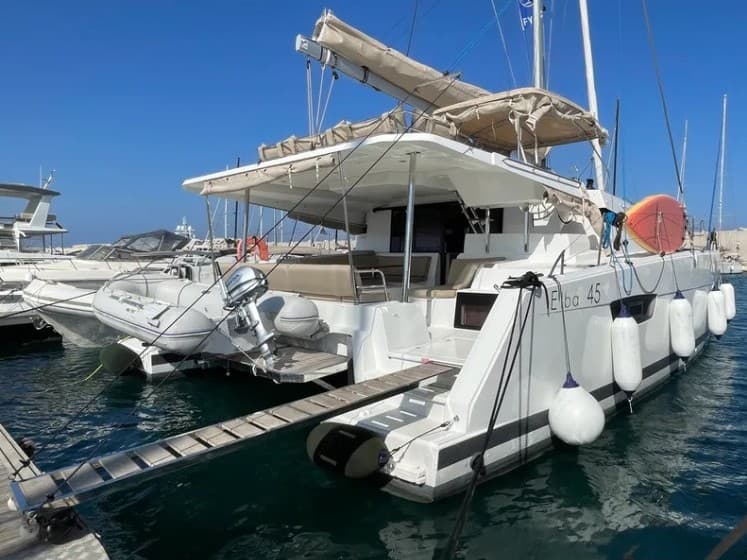 Alexandra III – Fountaine Pajot