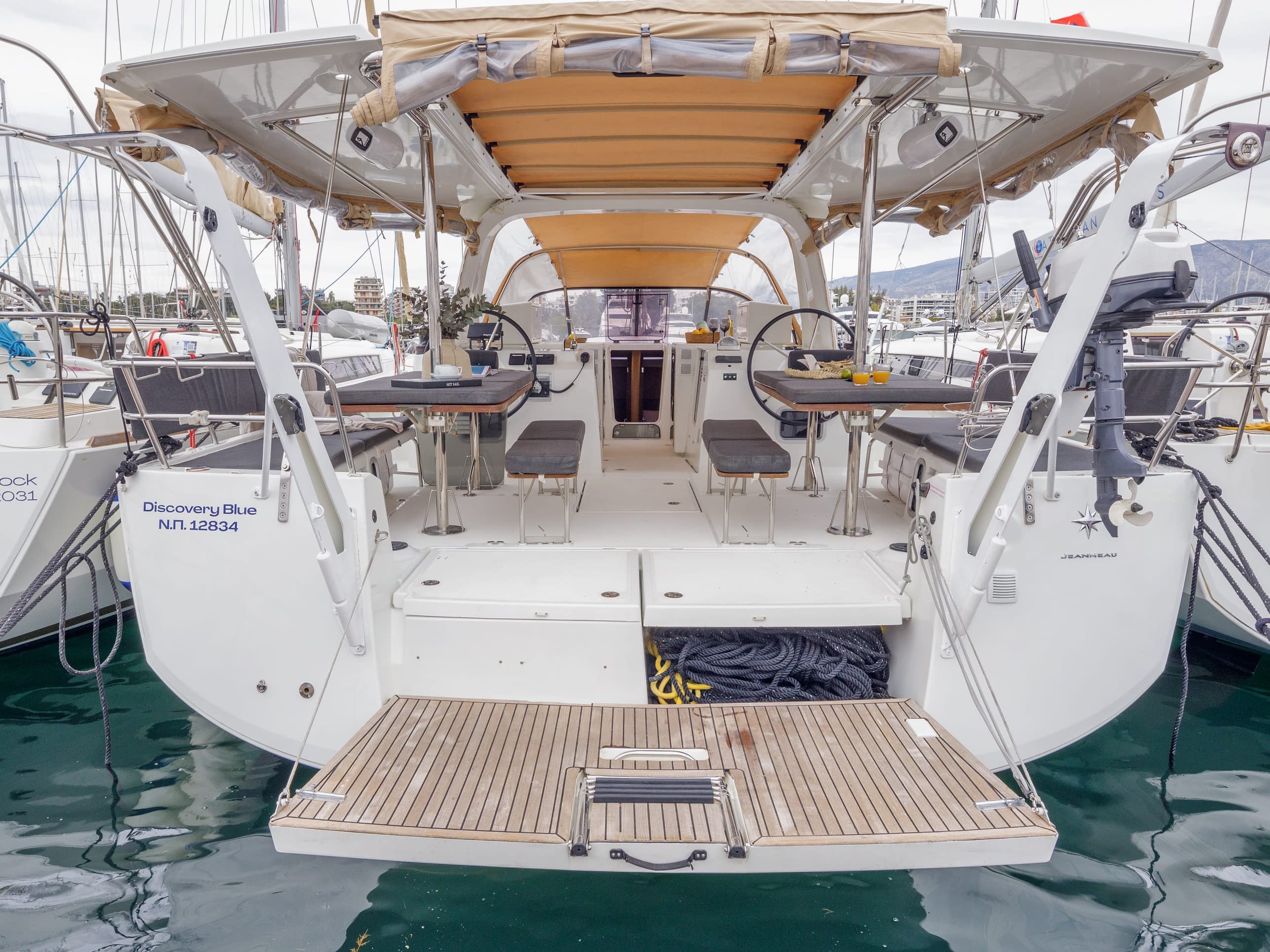DISCOVERY BLUE – Jeanneau