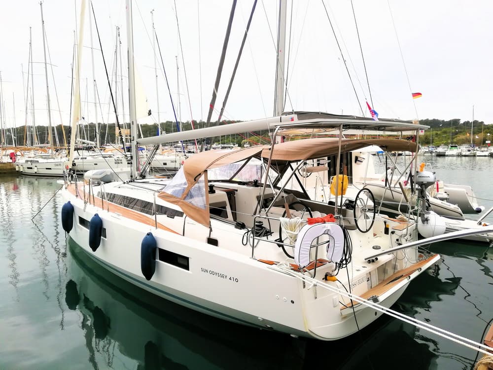 Rosso Bianco – Jeanneau