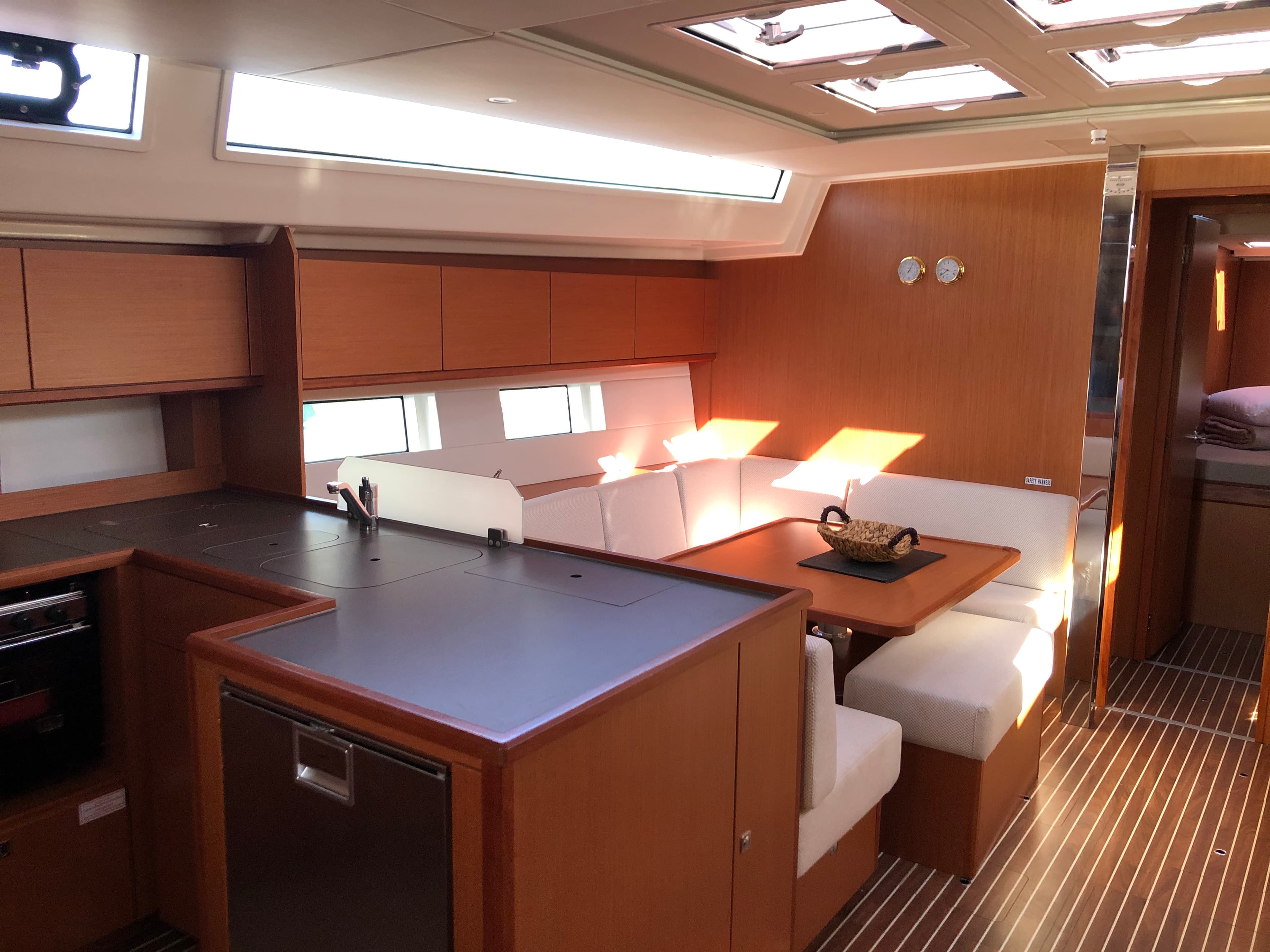 S/Y Elli