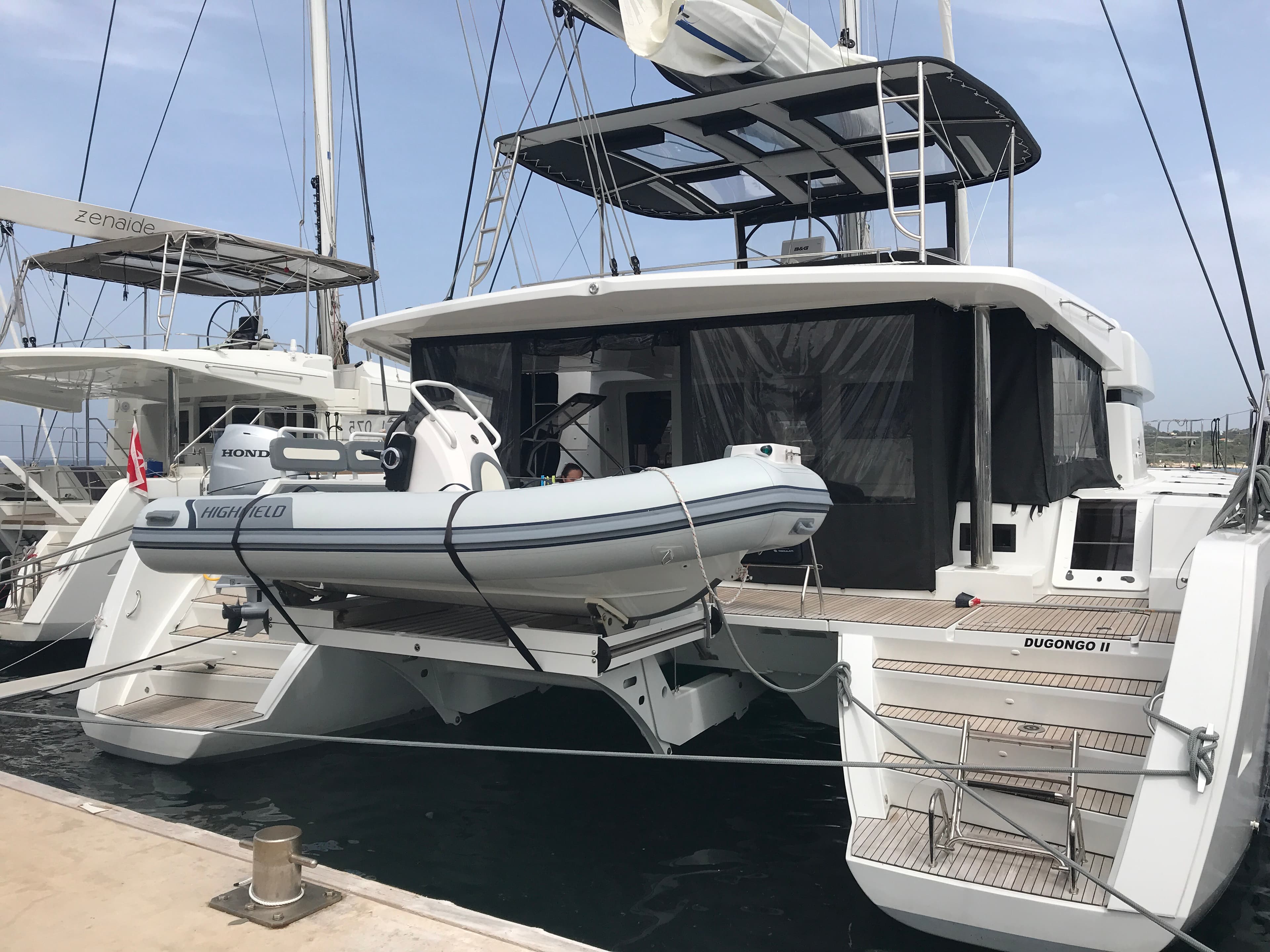 Dugongo II (SXM)