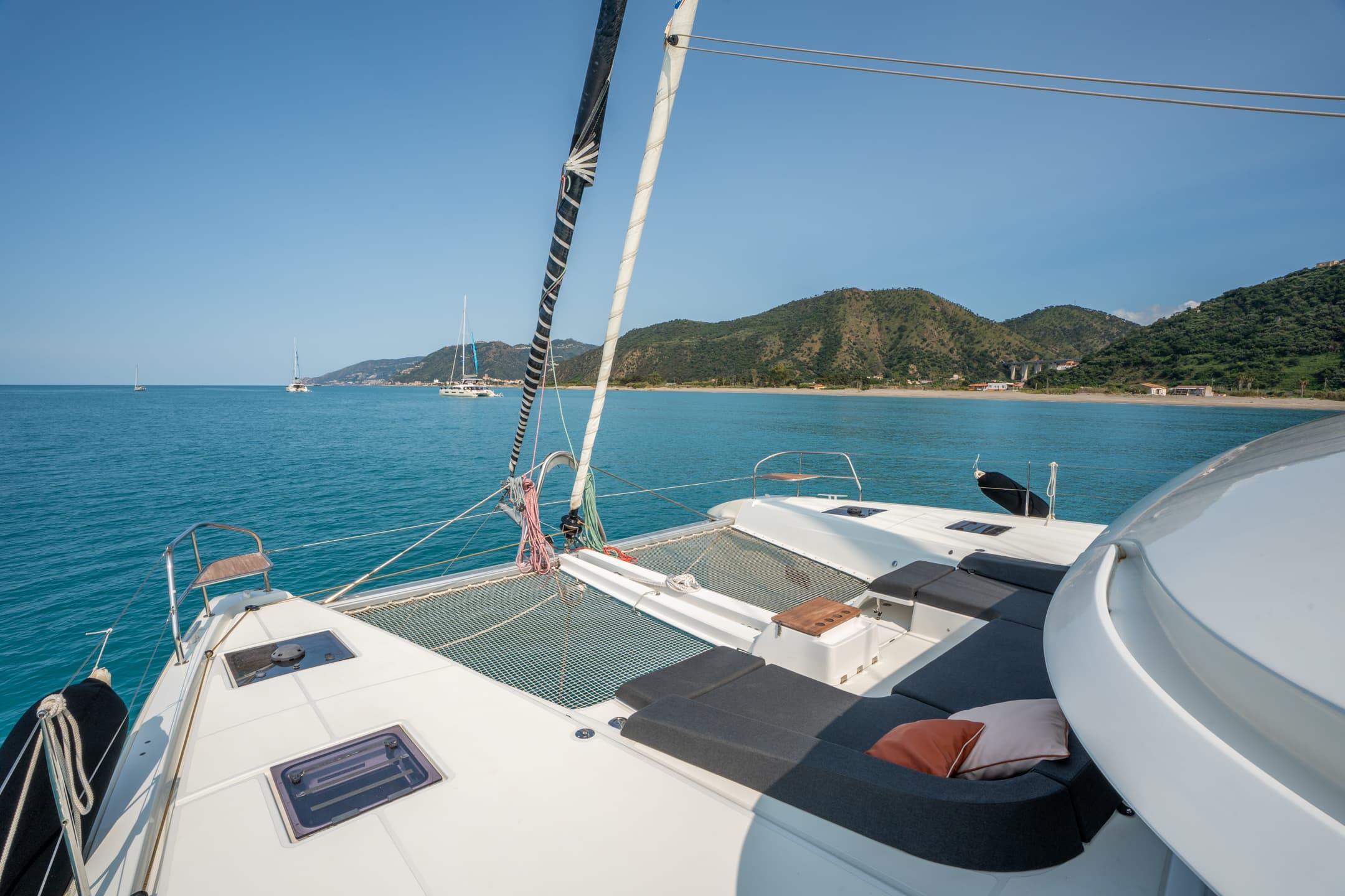 SAILUXE - Vega