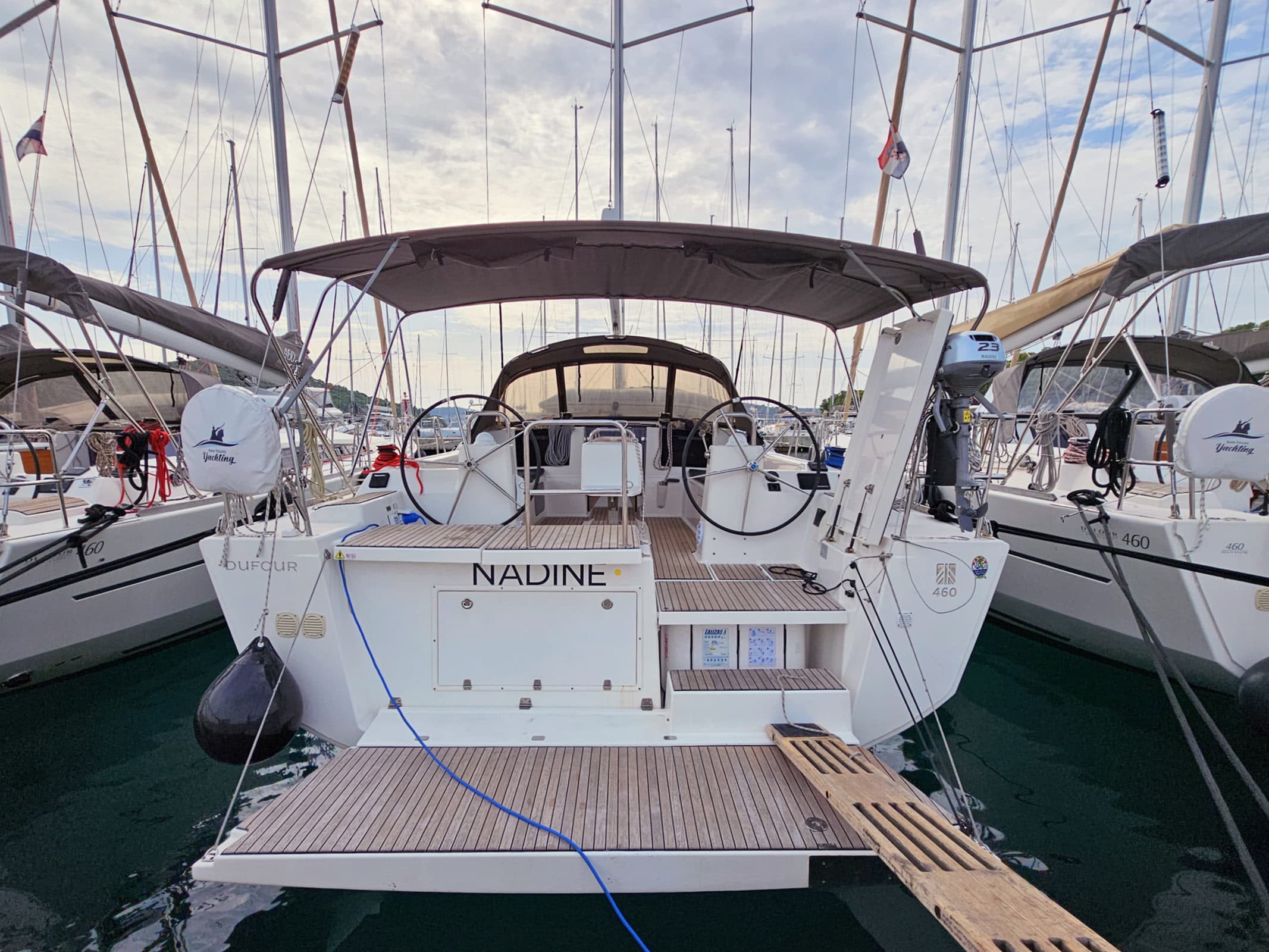 Nadine AC/Gen – Dufour Yachts