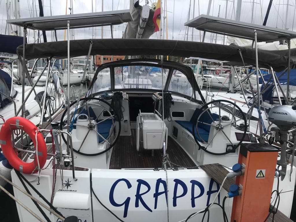 Alboran Grappa (Majorca) – Jeanneau