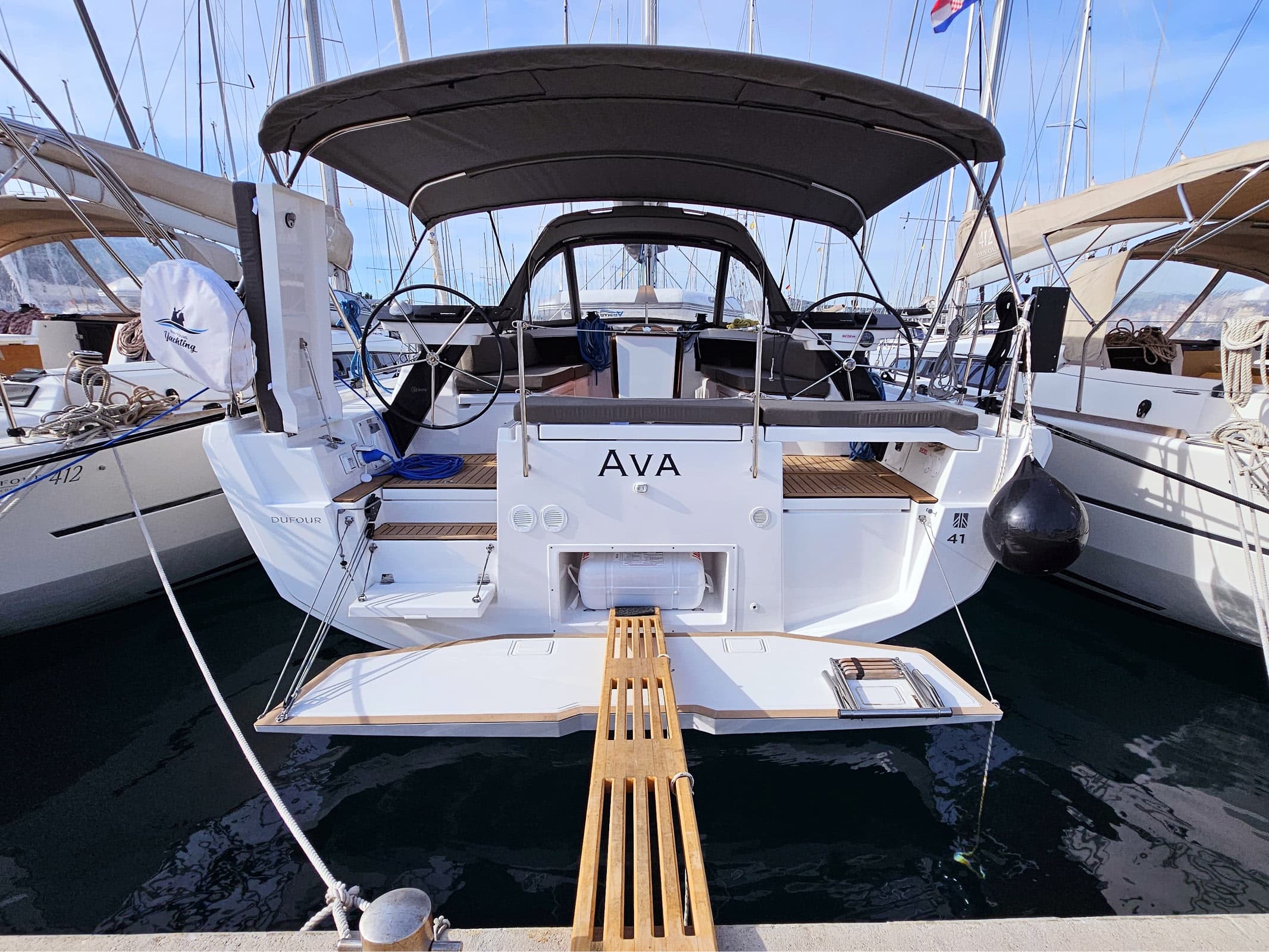 Ava (A/C & gen) – Dufour Yachts