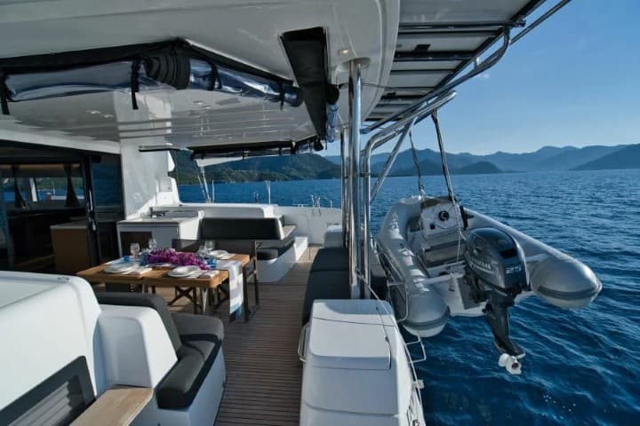 INVICTUS II