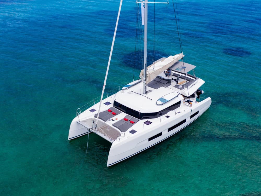 Paris (Dufour Catamaran 48)