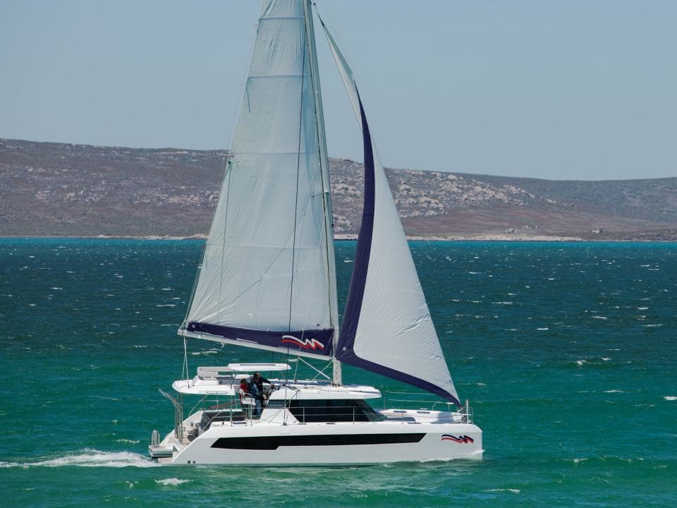 Moorings 4200/4 Exclusive – Leopard Catamarans