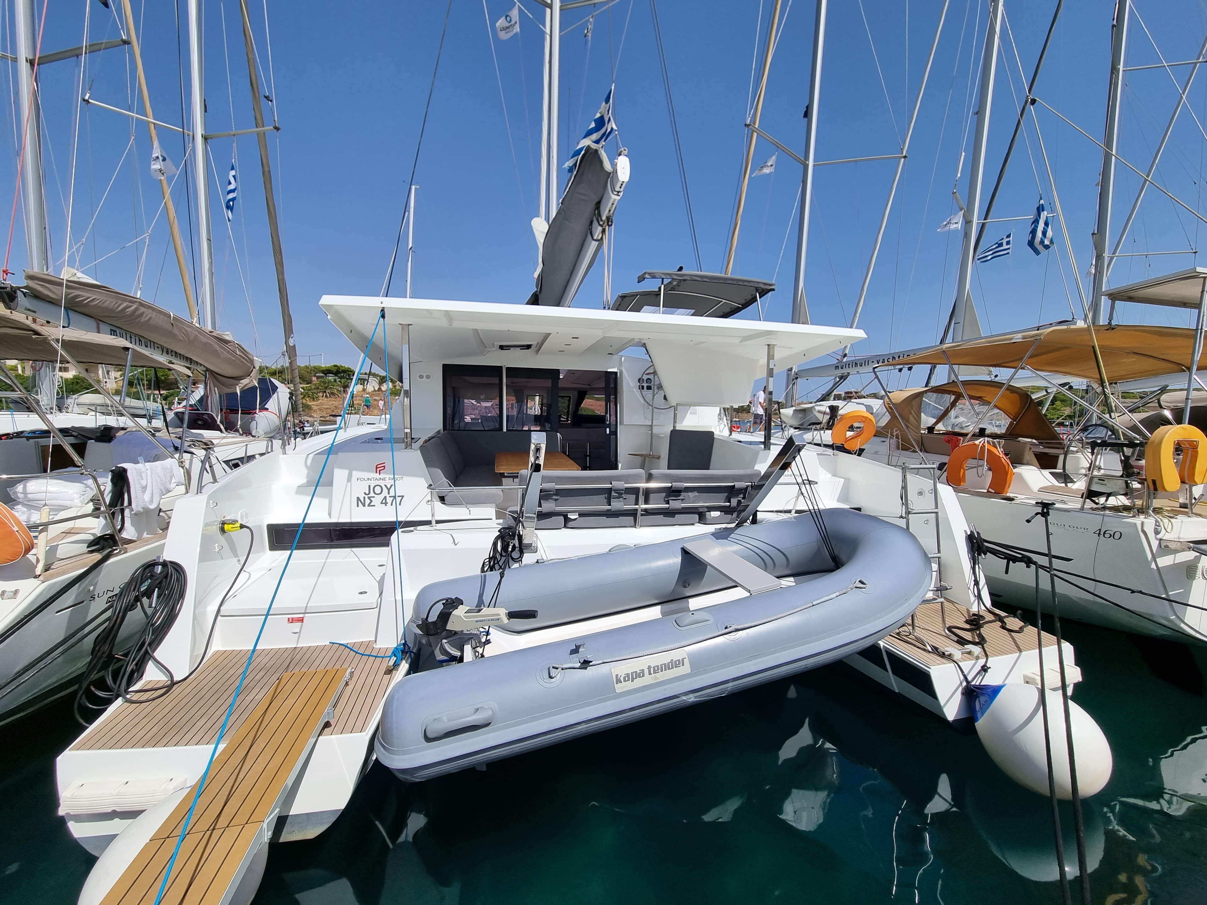 Joy – Fountaine Pajot
