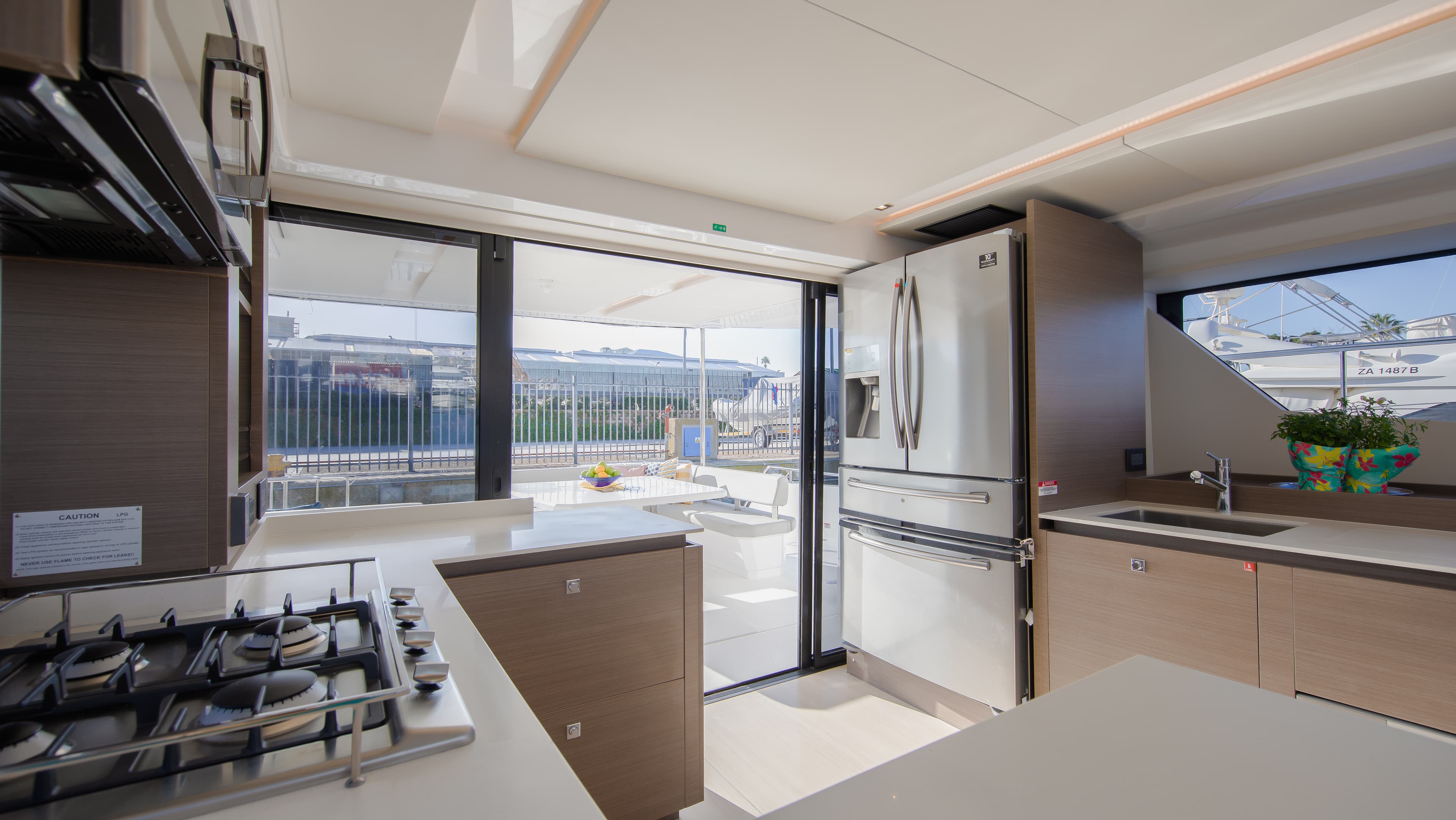 Moorings 534 PC Crewed
