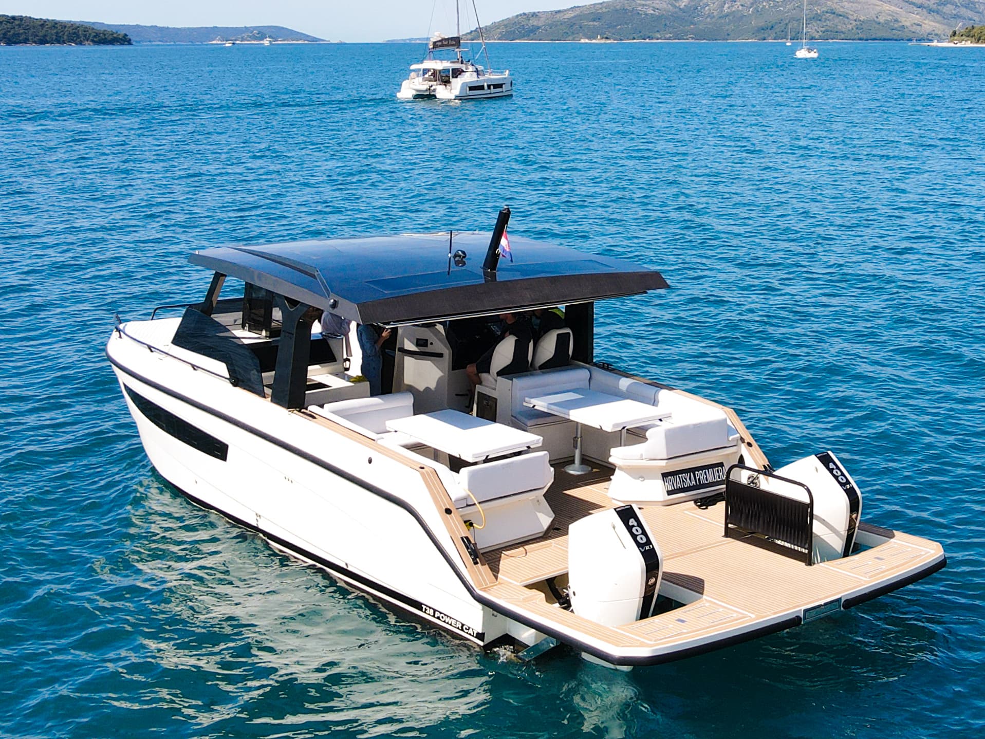 LASTOVO – Vanguard Yachts