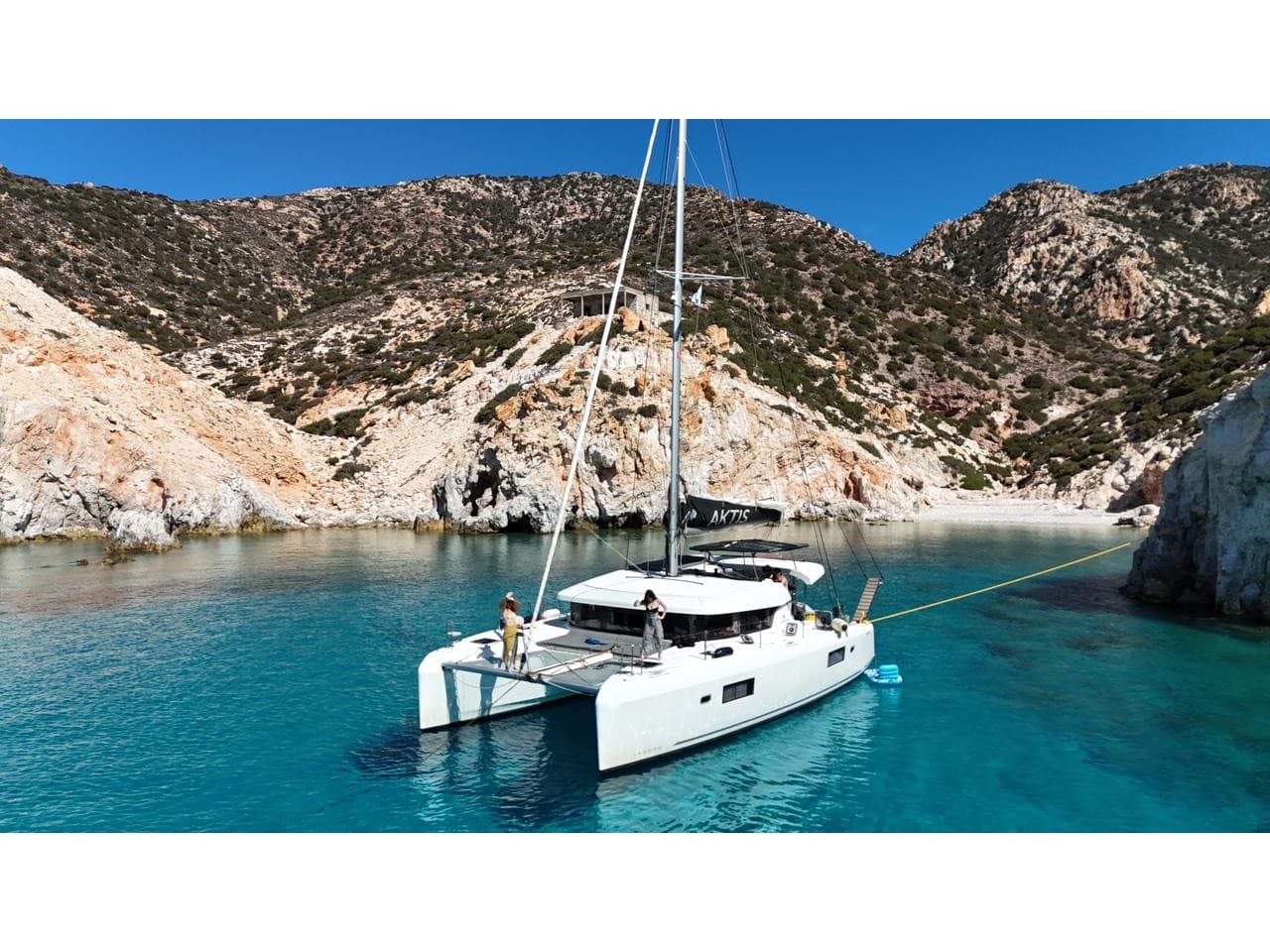 AKTIS (air condition, generator, watermaker) – Lagoon