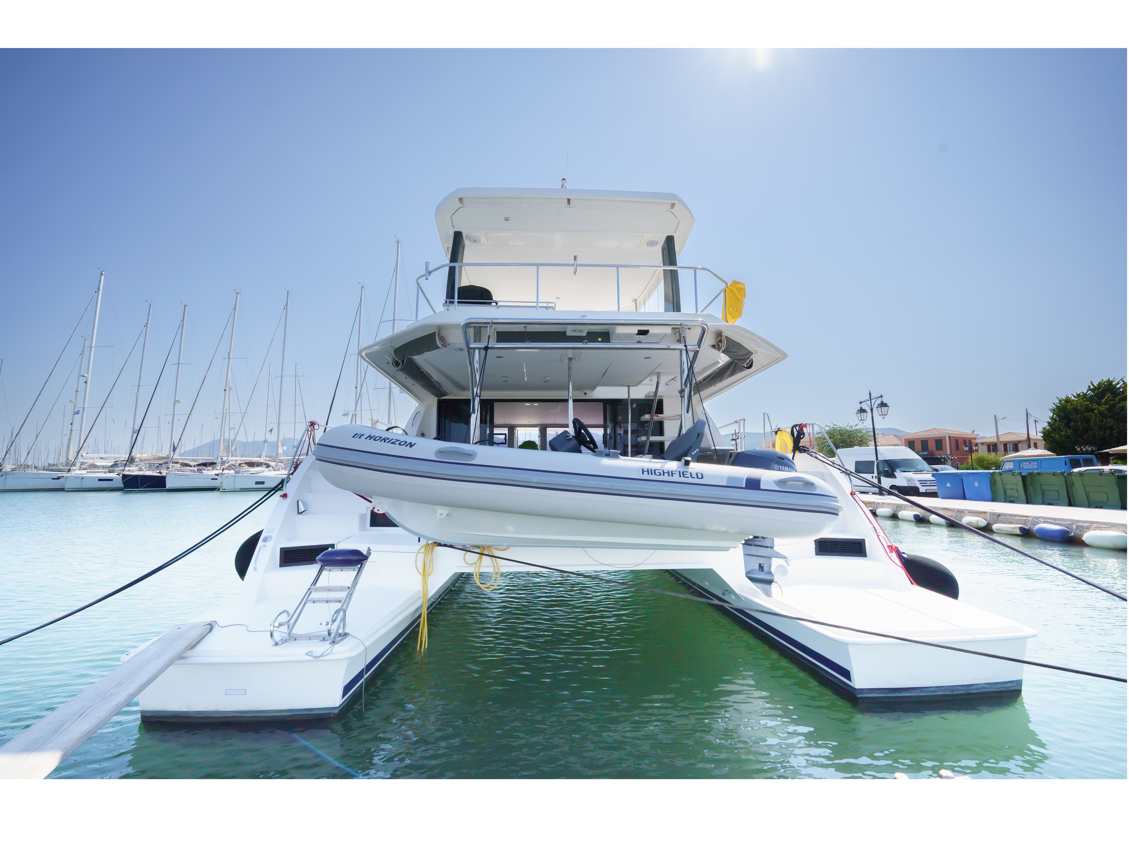 Horizon – Leopard Catamarans