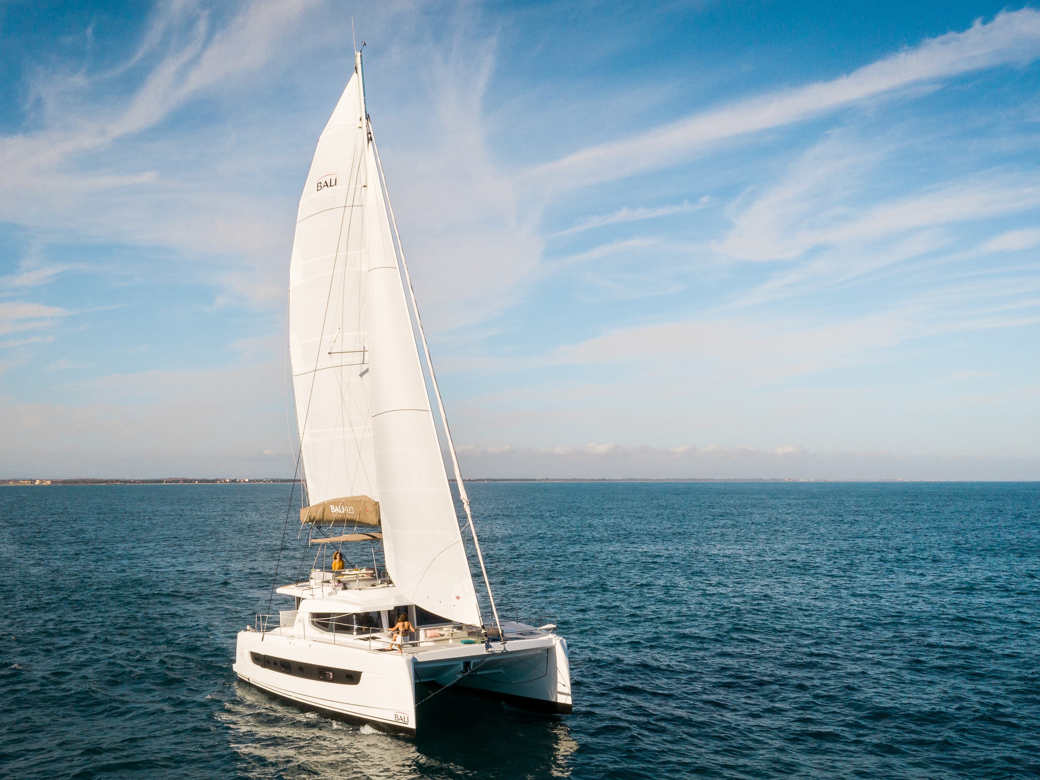 Santa Ana – Bali Catamarans