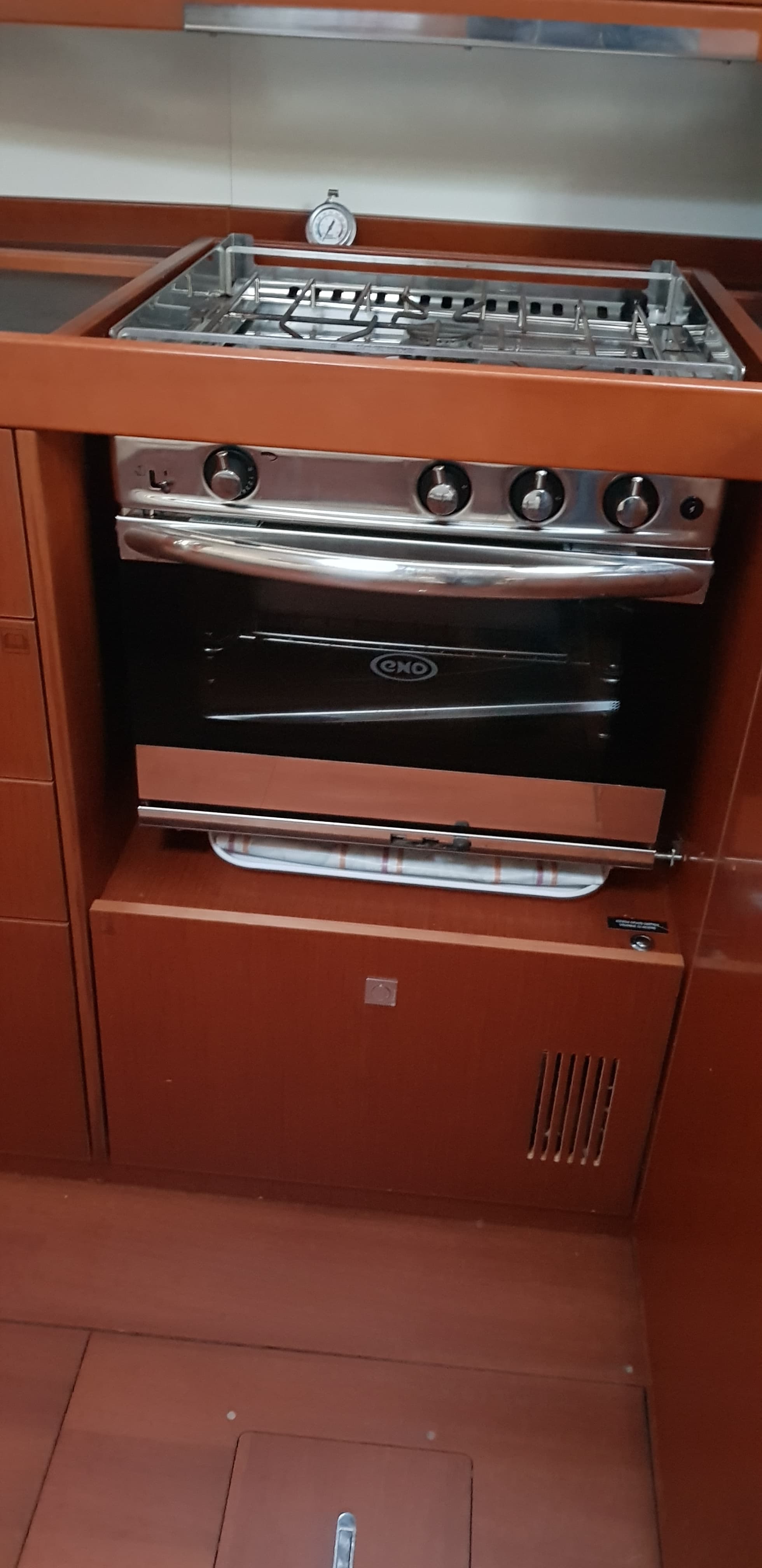 Senza Fine ( A/C and Generator )