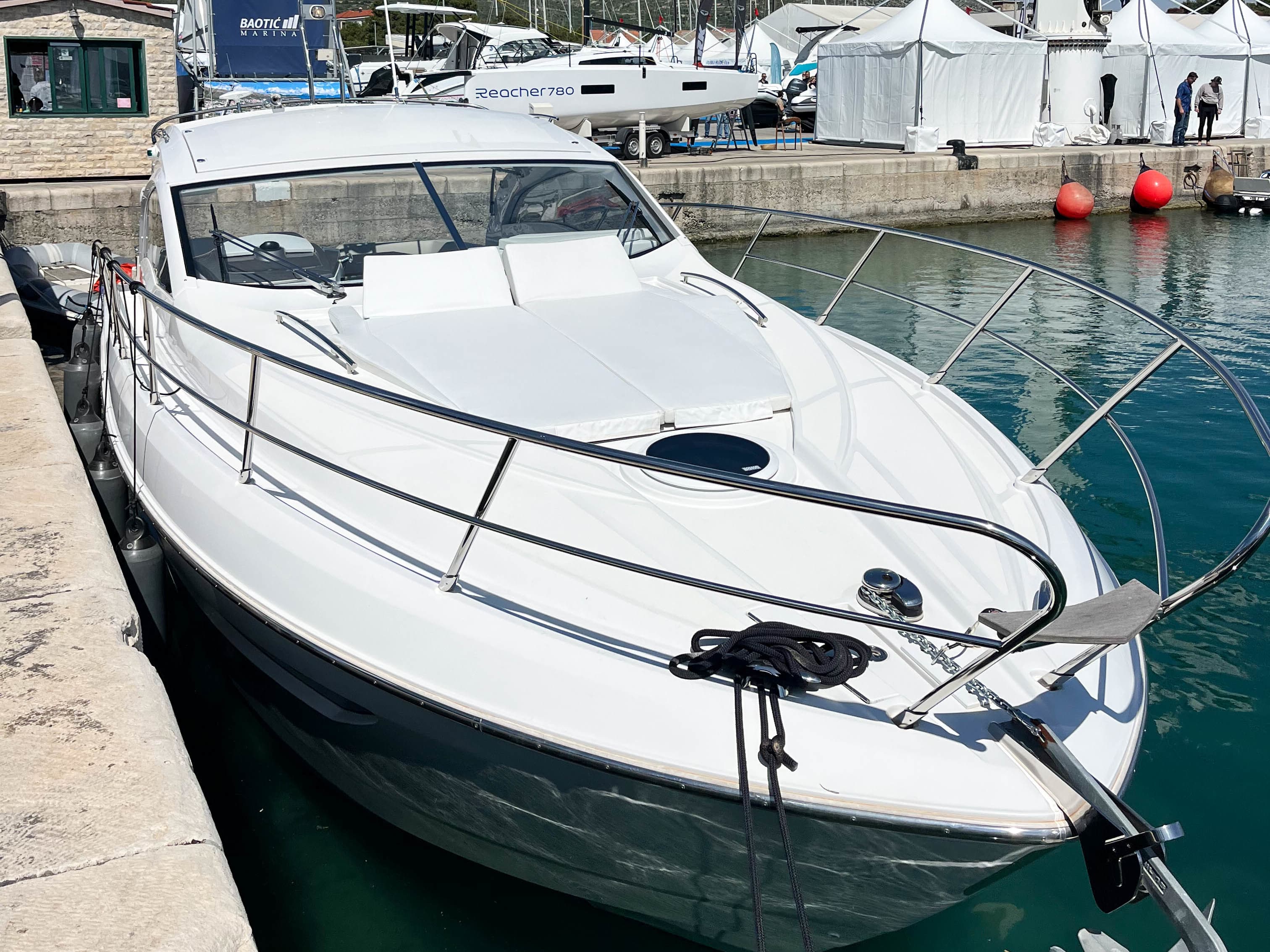 BRAČ – Sessa Marine