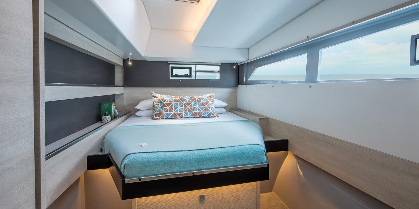 Moorings 5000 Exclusive Plus