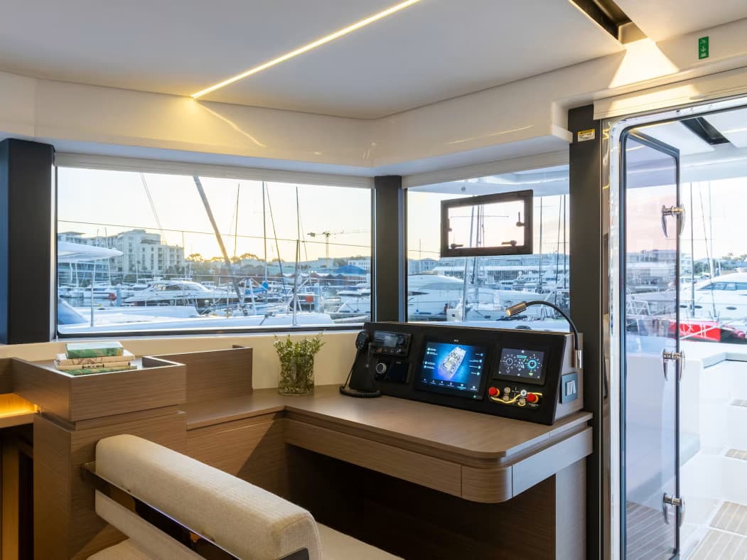 Moorings 5200 Exclusive Plus